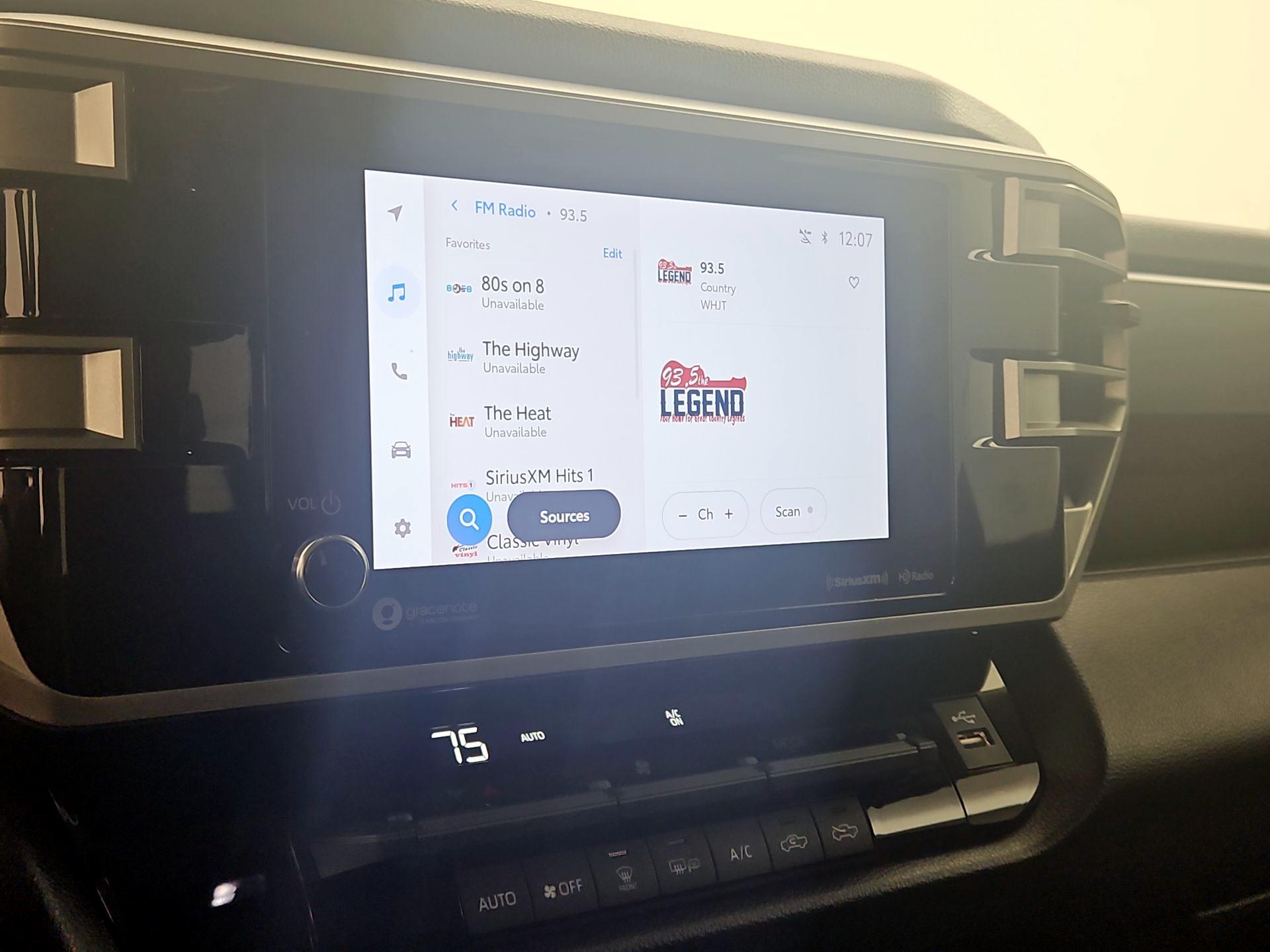 Thumbnail: 2024 Toyota Tundra - 15