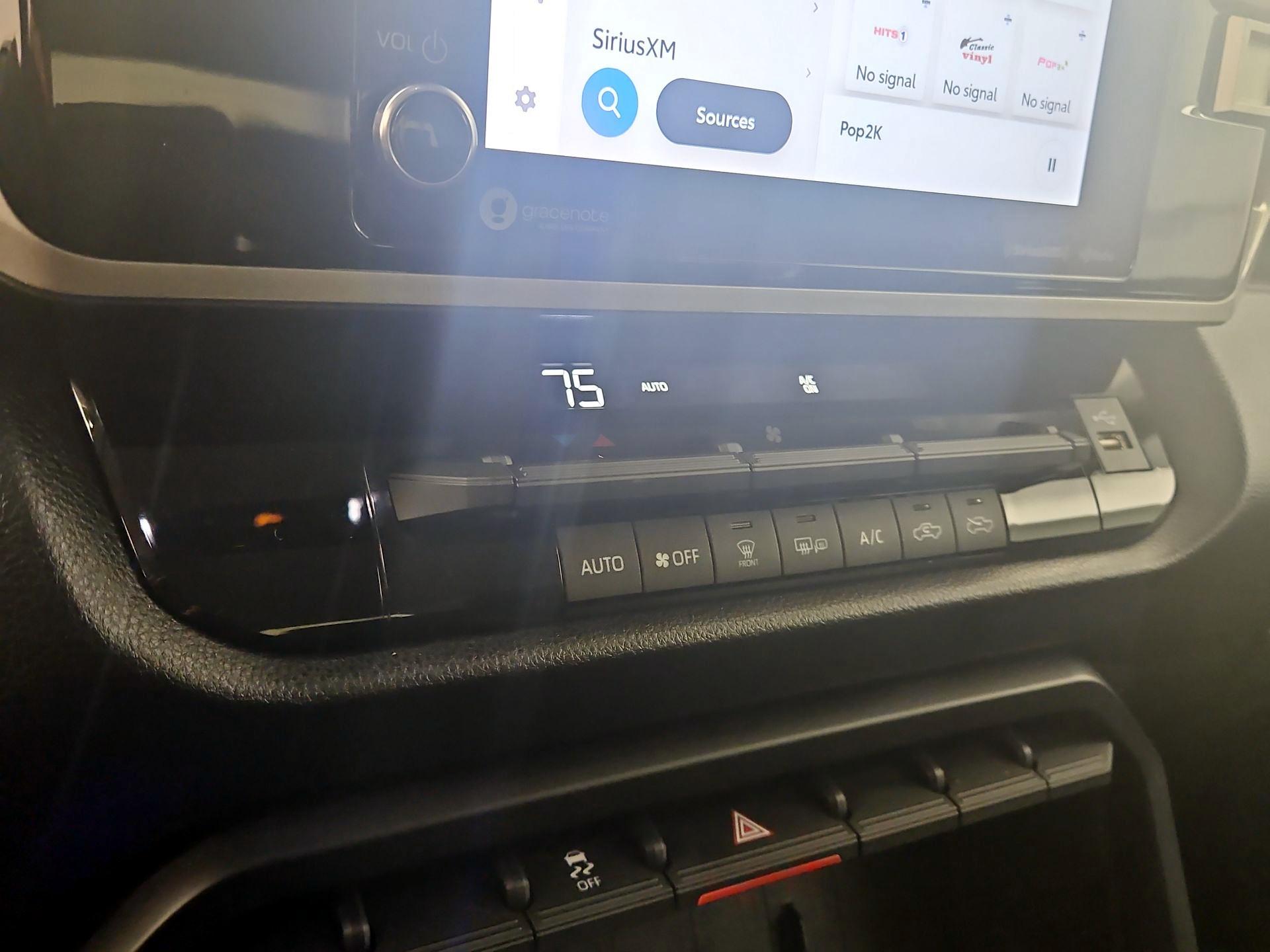 Thumbnail: 2024 Toyota Tundra - 16