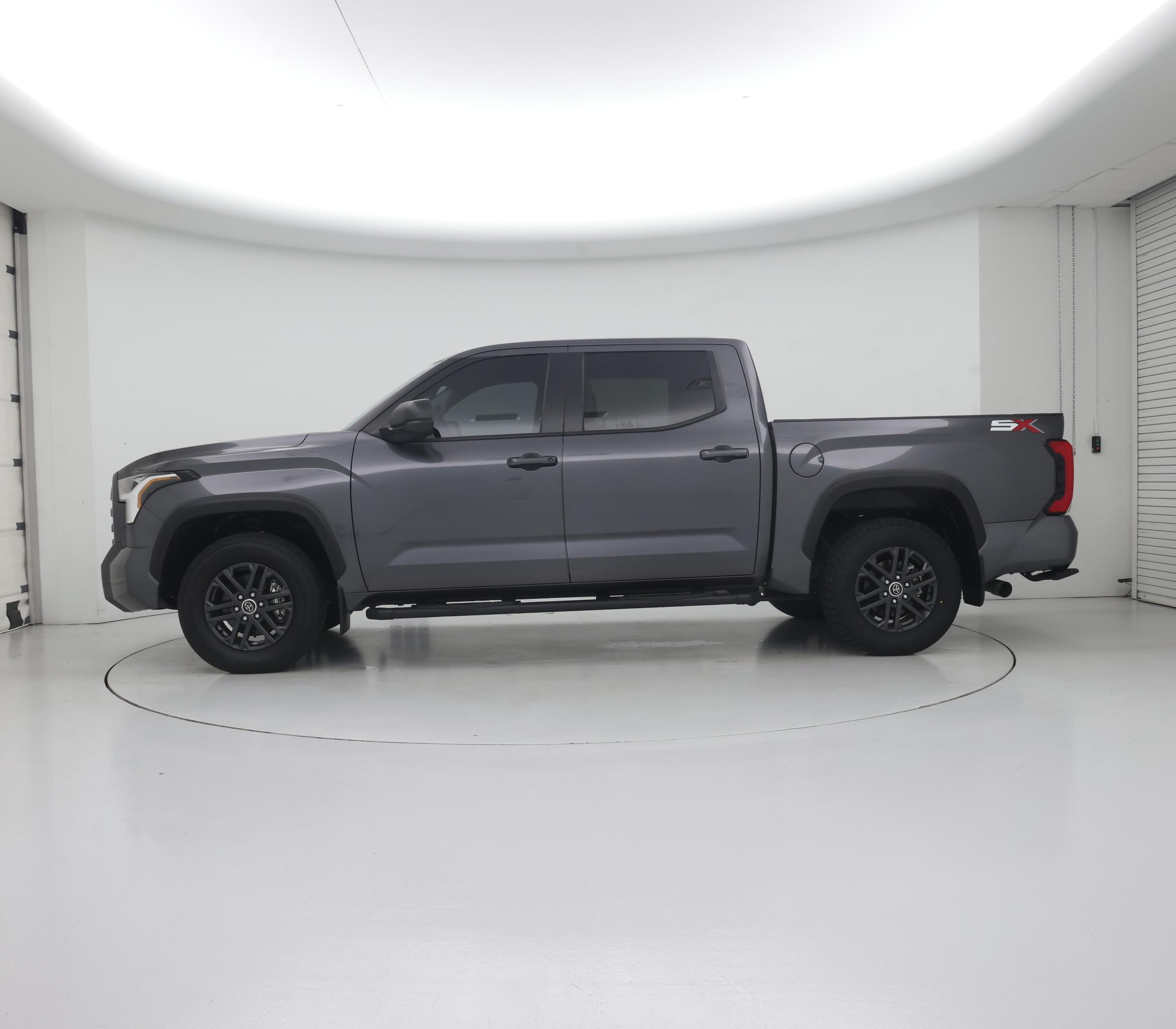 Thumbnail: 2024 Toyota Tundra - 3