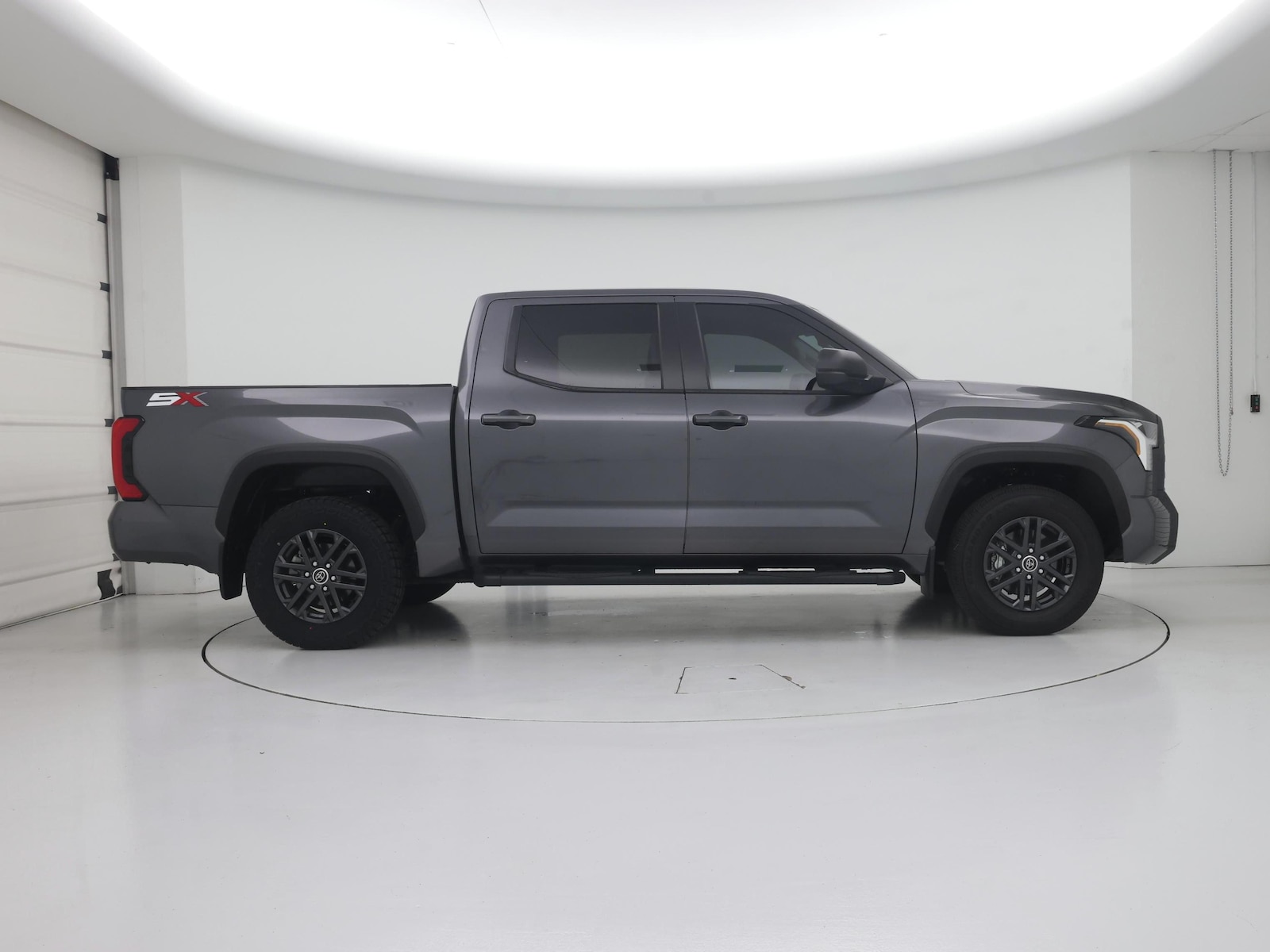 2024 Toyota Tundra SR5 - Photo 8