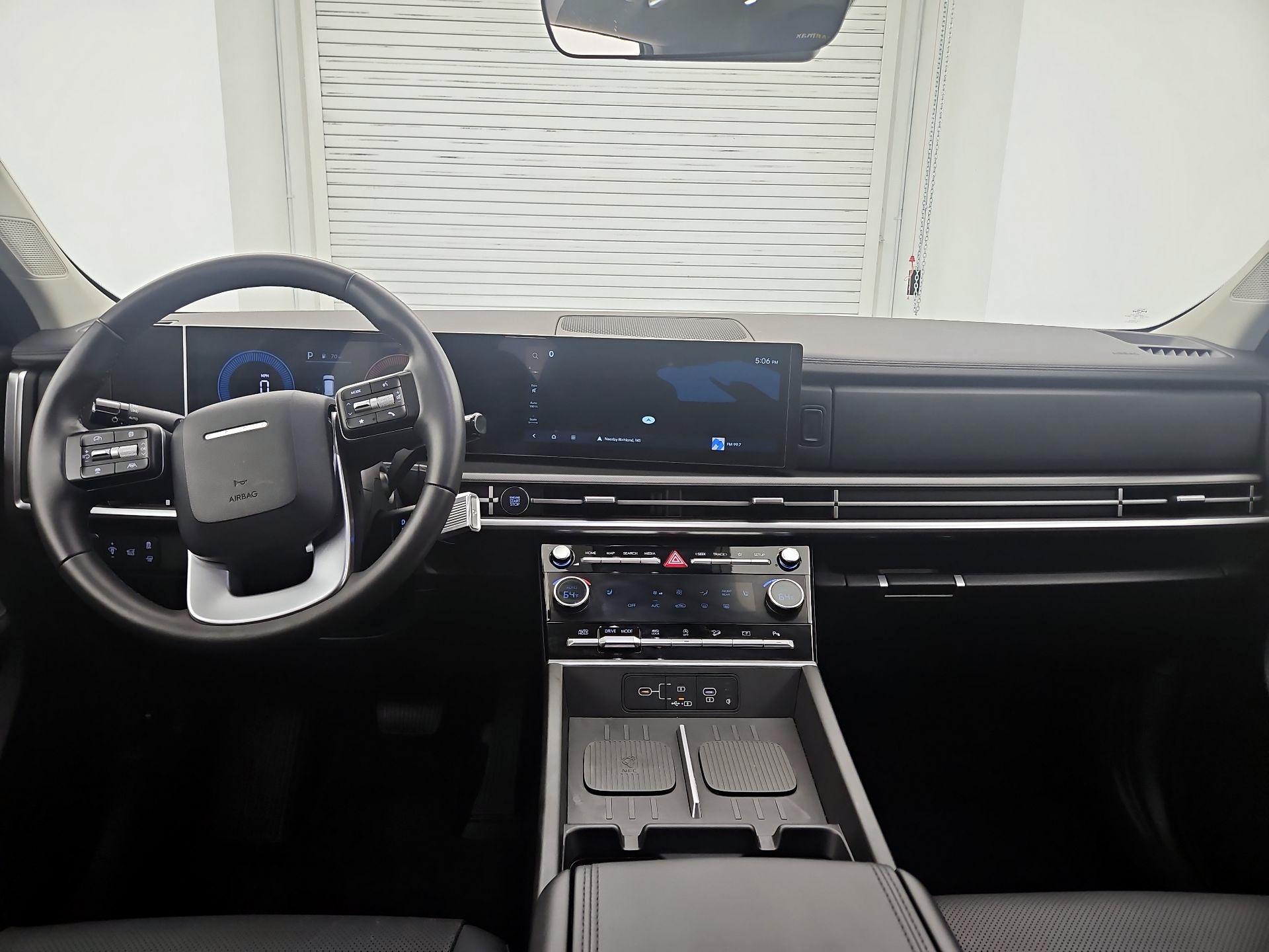 Thumbnail: 2025 Hyundai Santa Fe - 9