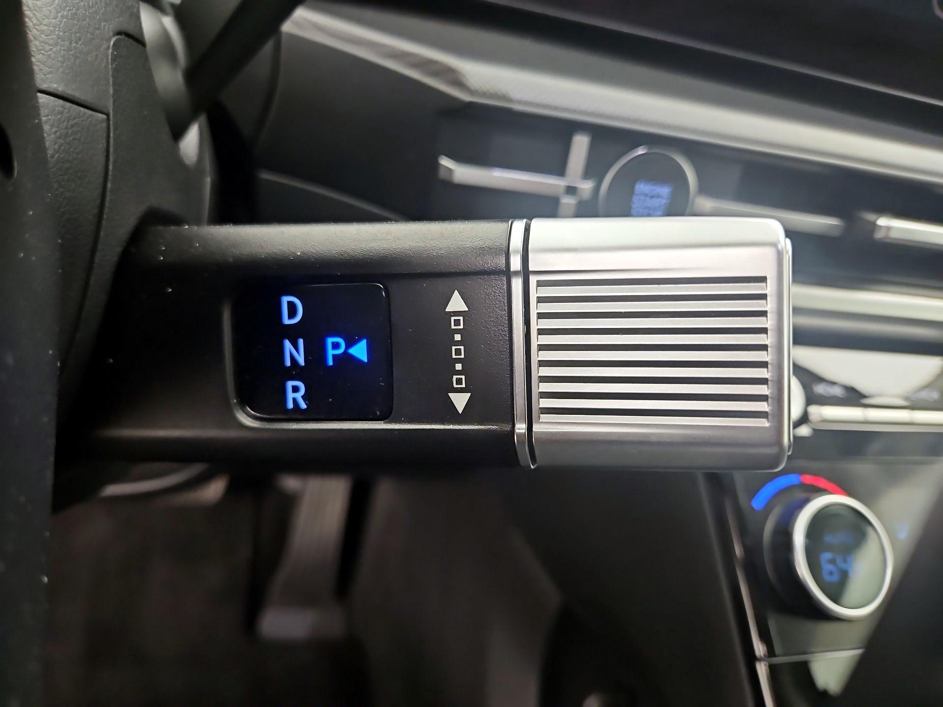 Thumbnail: 2025 Hyundai Santa Fe - 18