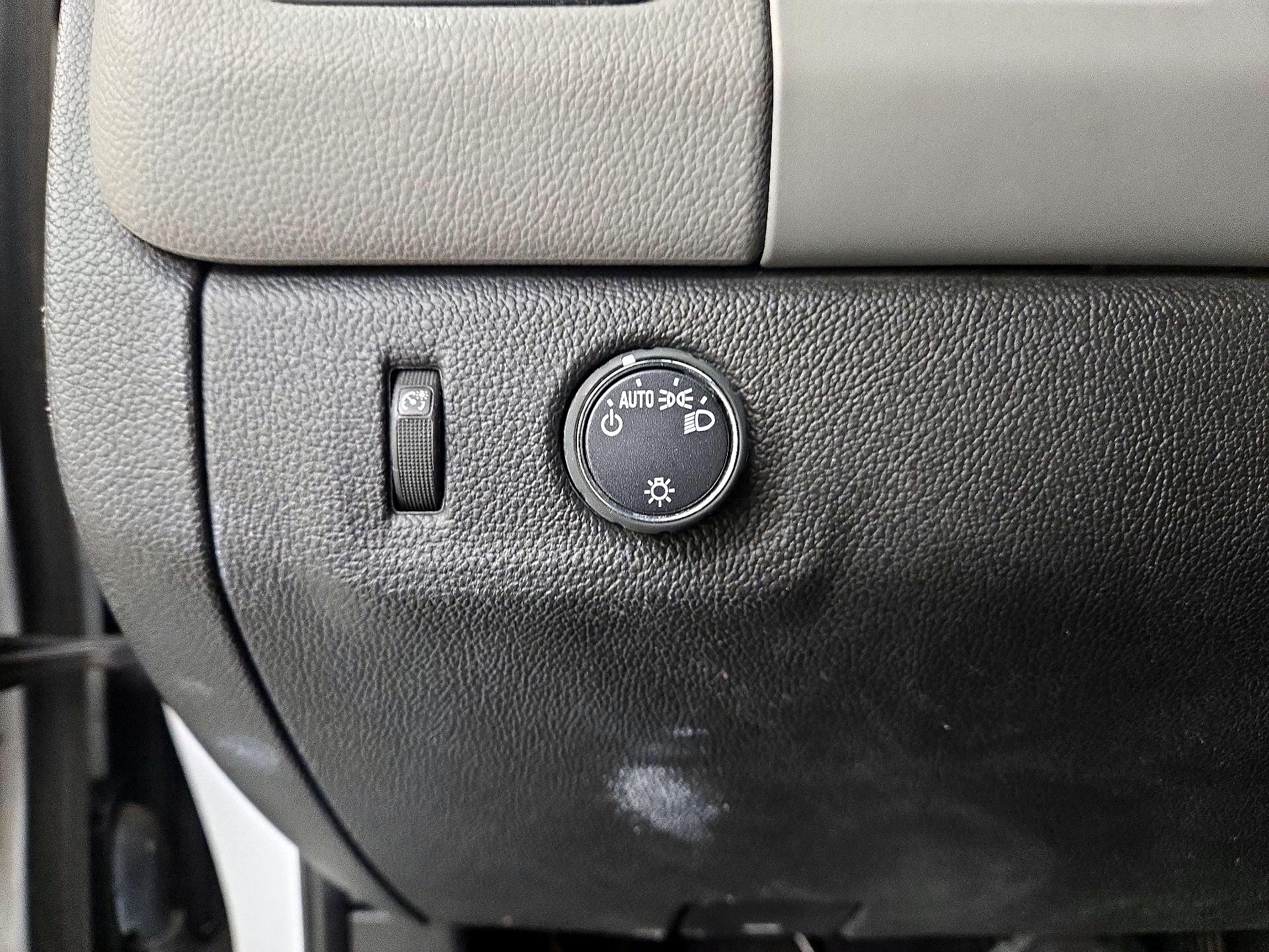 Thumbnail: 2015 Chevrolet Colorado - 13