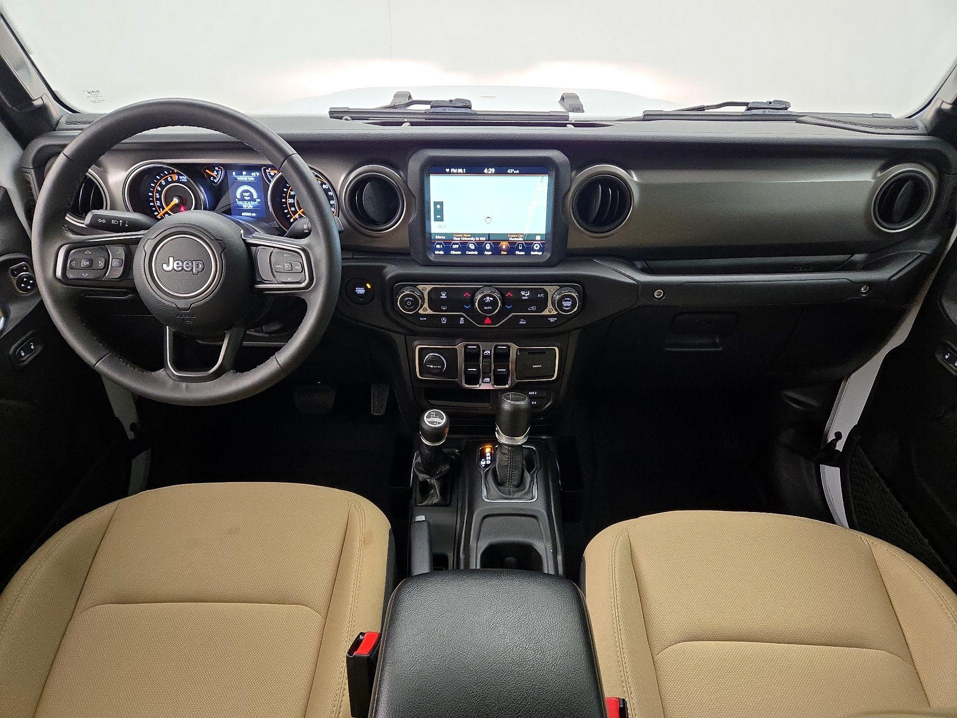 Thumbnail: 2023 Jeep Gladiator - 9