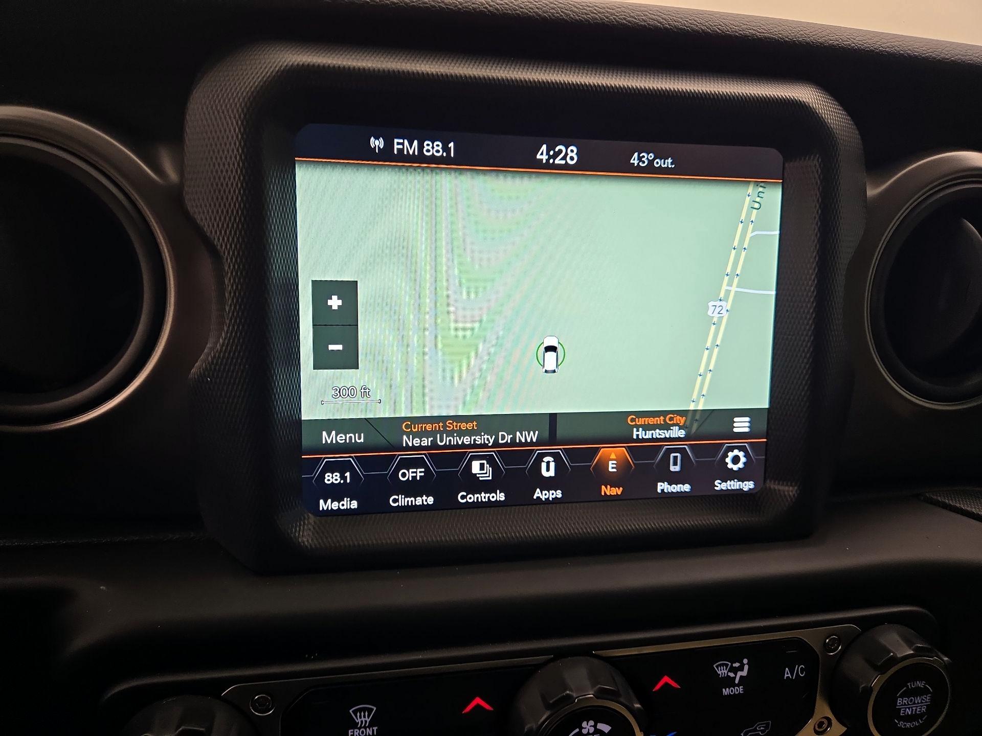 Thumbnail: 2023 Jeep Gladiator - 14