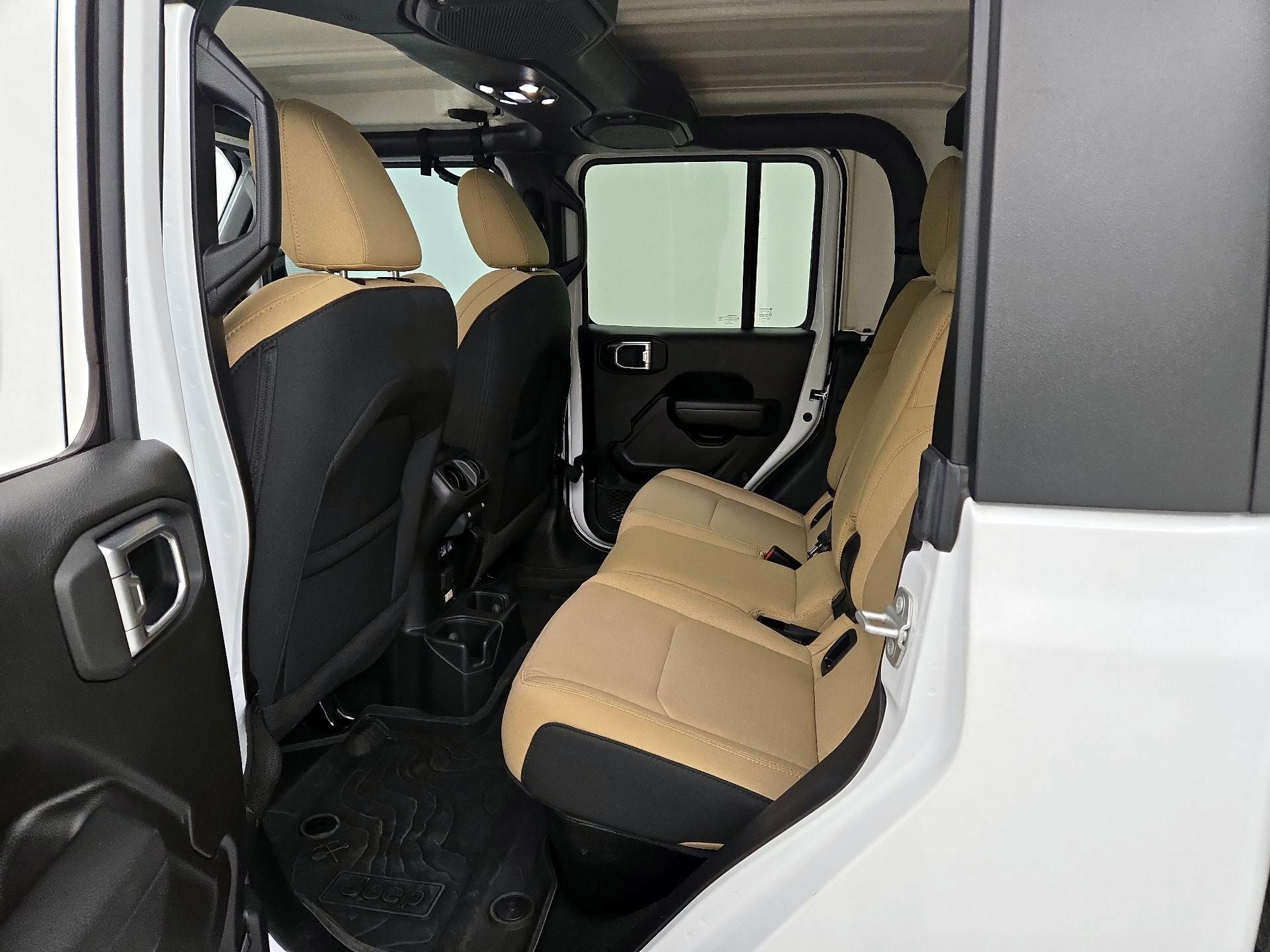 Thumbnail: 2023 Jeep Gladiator - 20