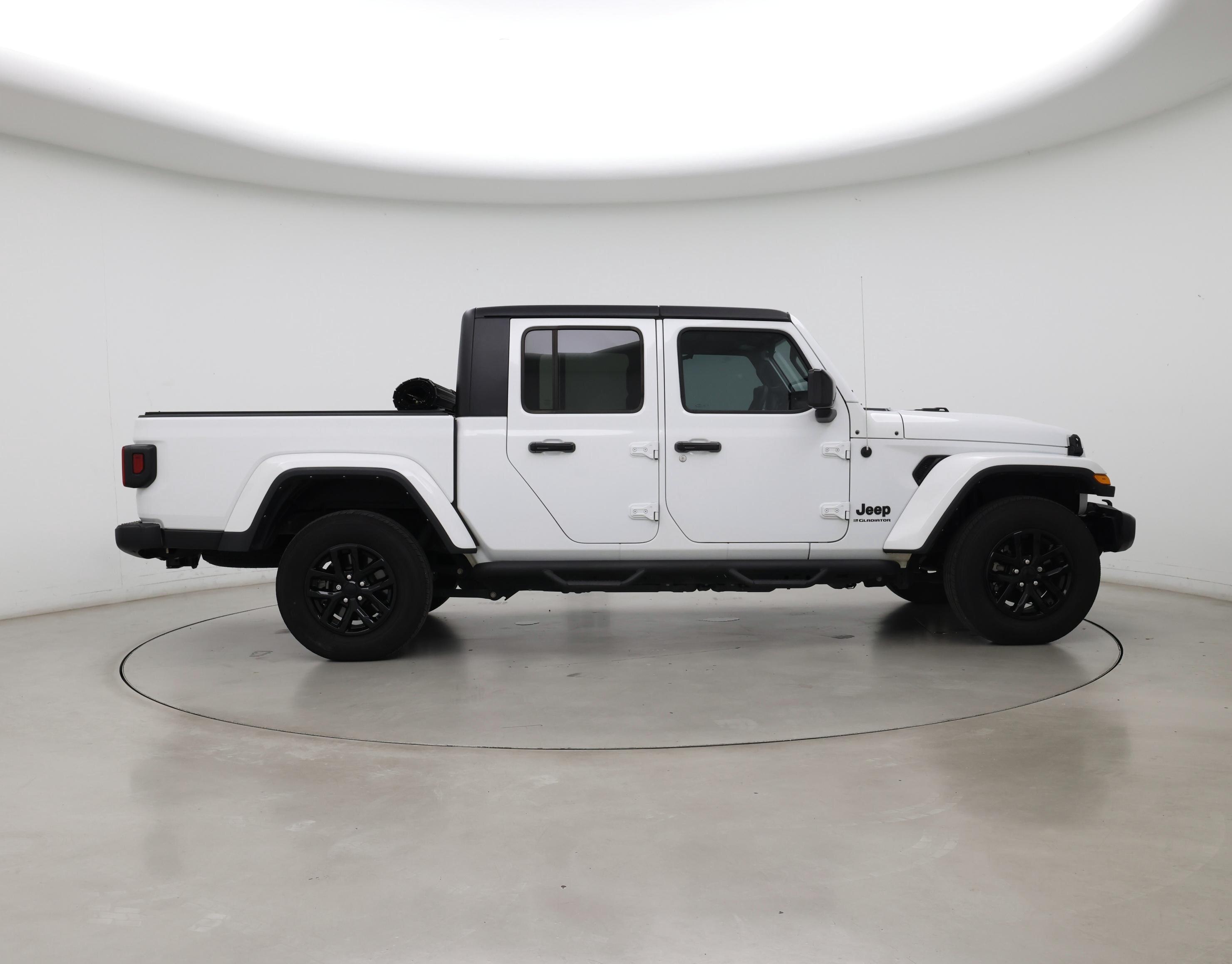 Thumbnail: 2023 Jeep Gladiator - 7