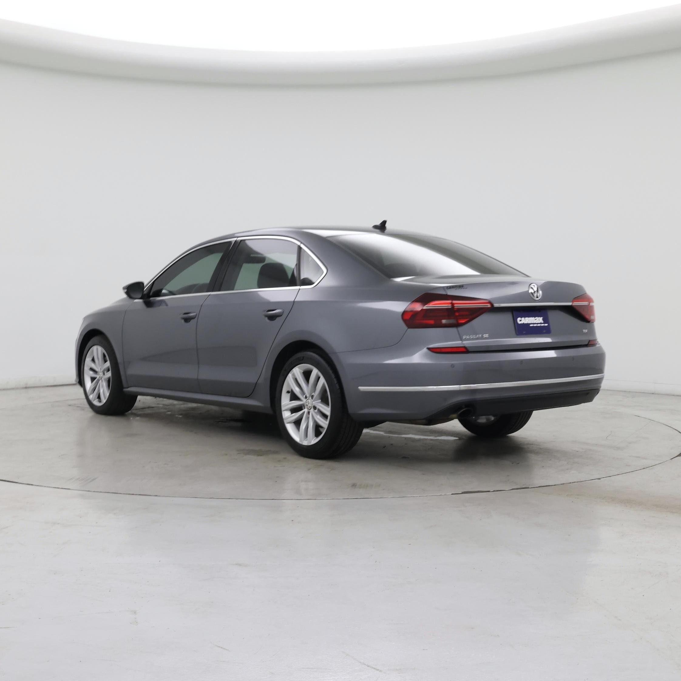 Thumbnail: 2018 Volkswagen Passat - 2