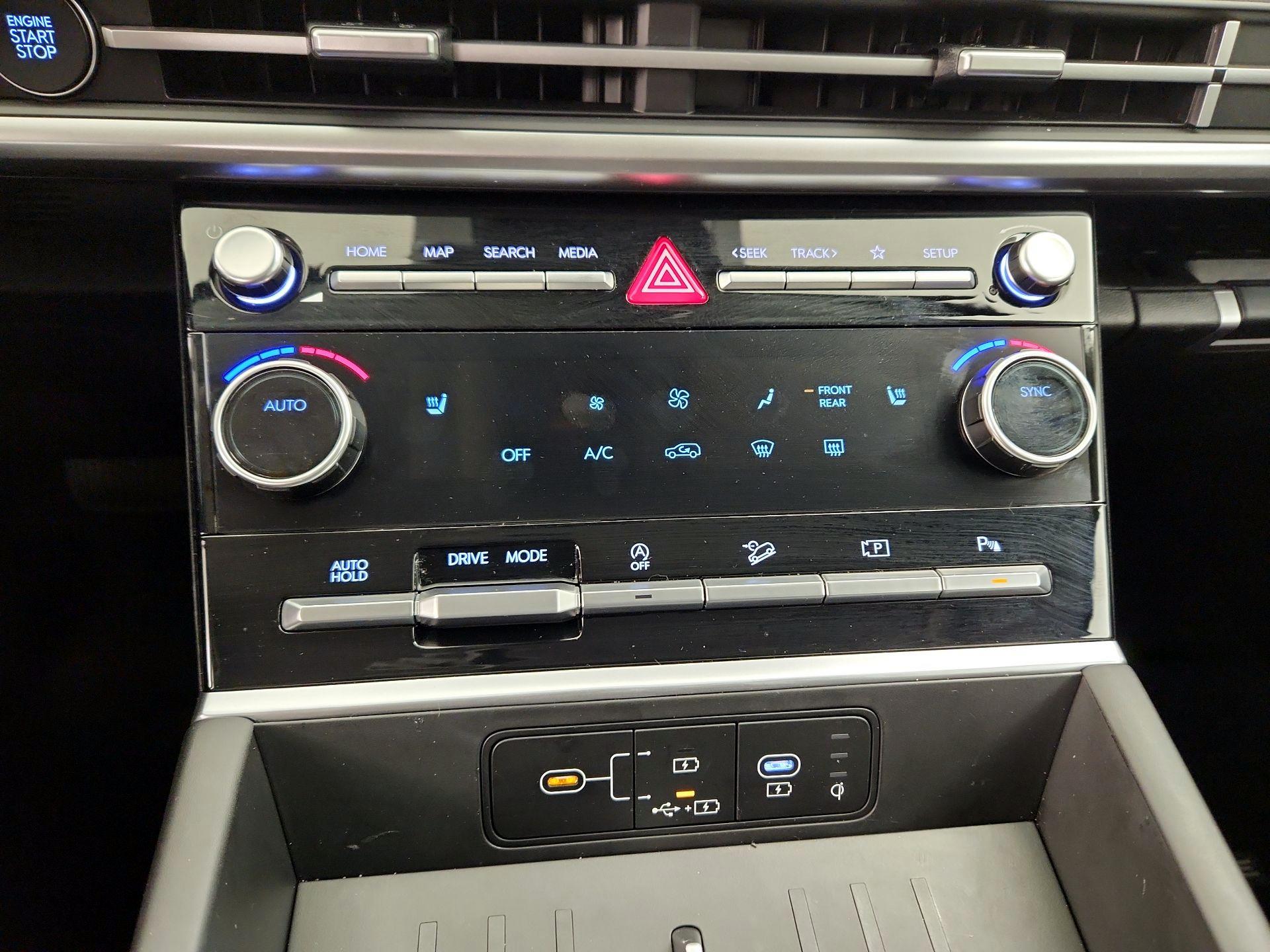 Thumbnail: 2025 Hyundai Santa Fe - 16