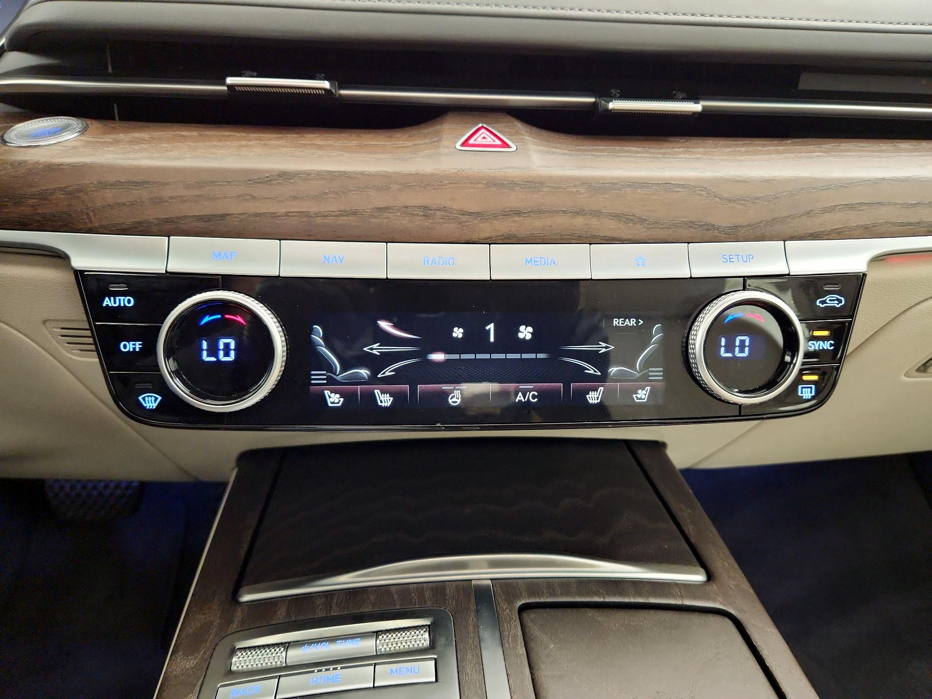 Thumbnail: 2022 Genesis G80 - 15