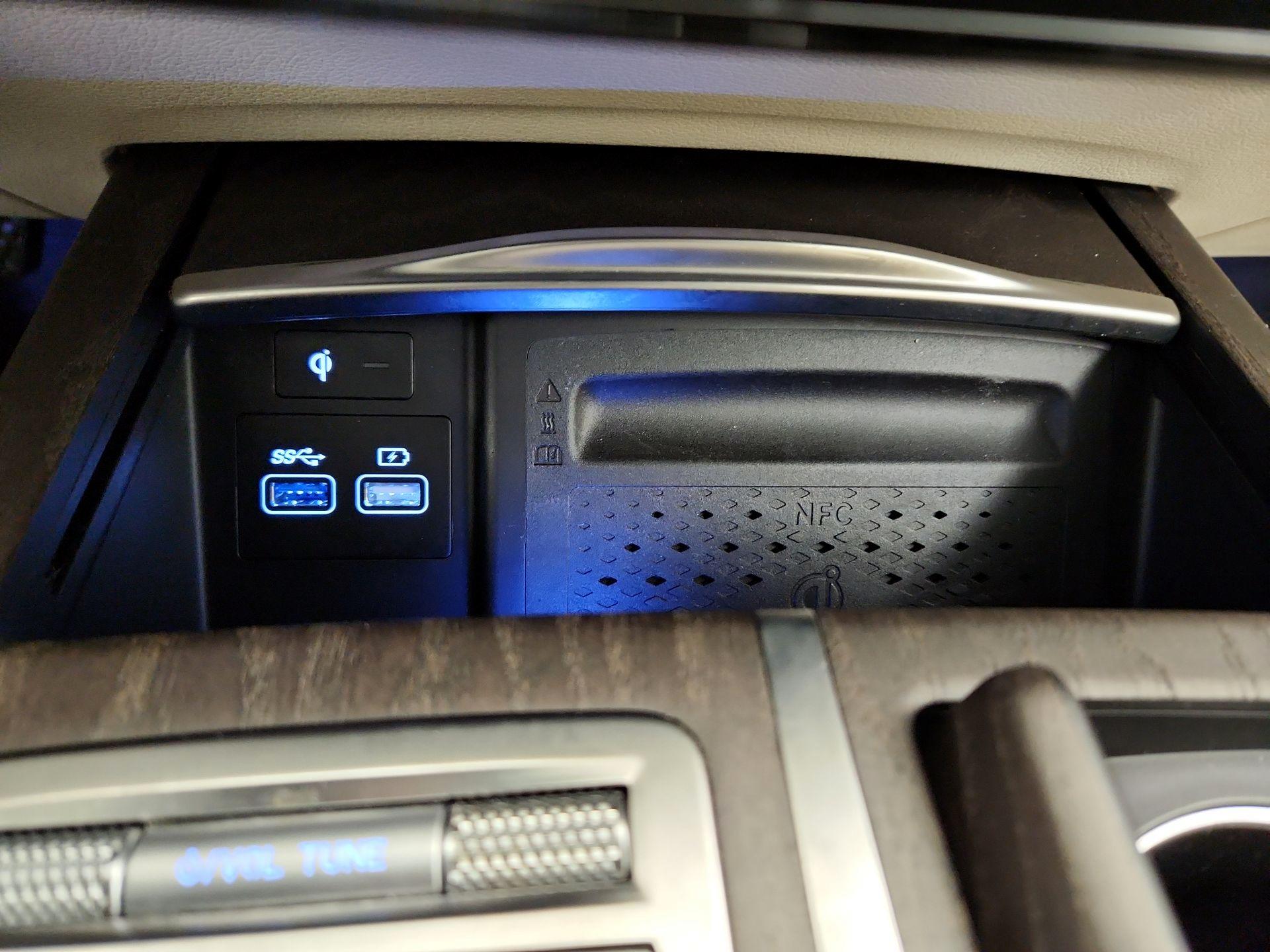 Thumbnail: 2022 Genesis G80 - 17