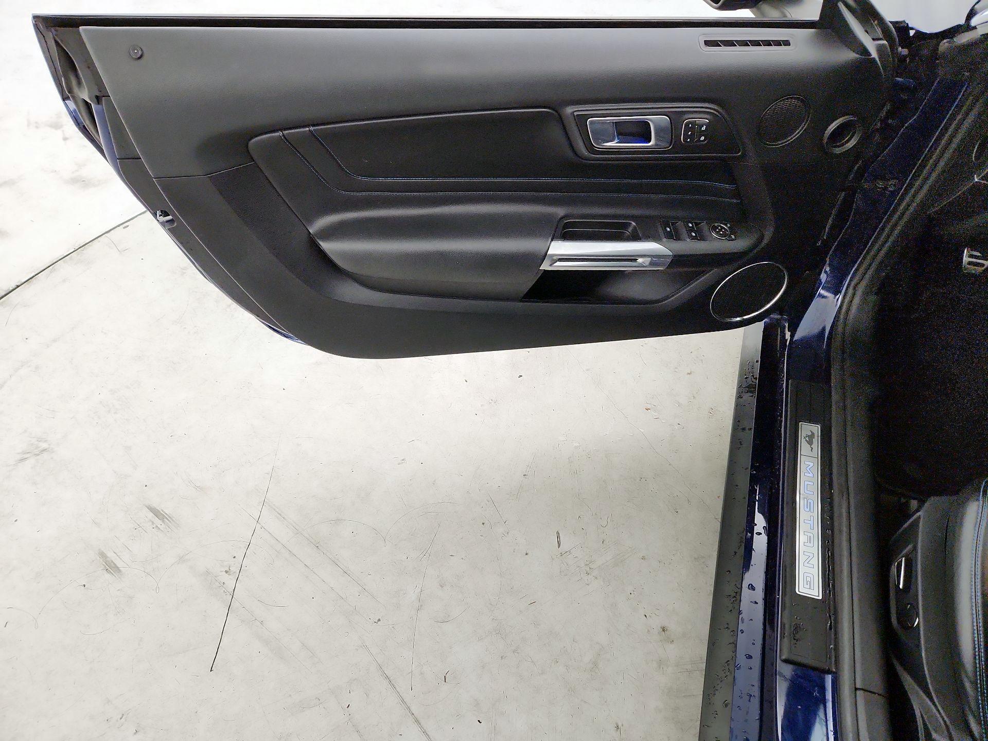 Thumbnail: 2018 Ford Mustang - 12