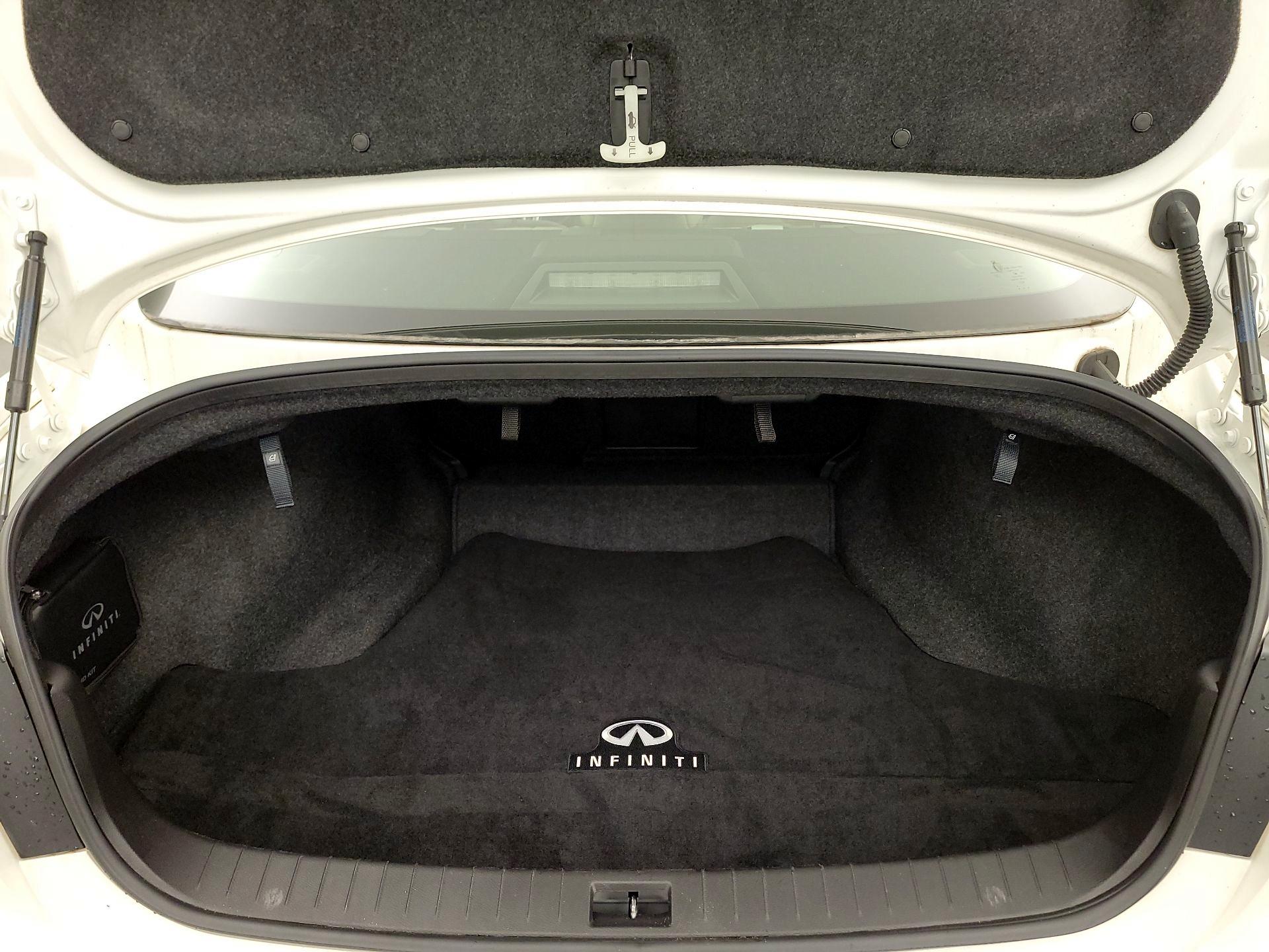 Thumbnail: 2022 INFINITI Q50 - 16