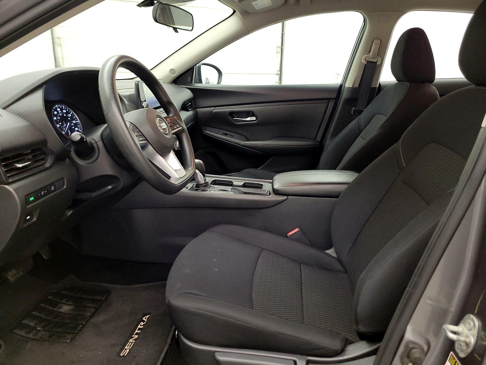 Thumbnail: 2023 Nissan Sentra - 11