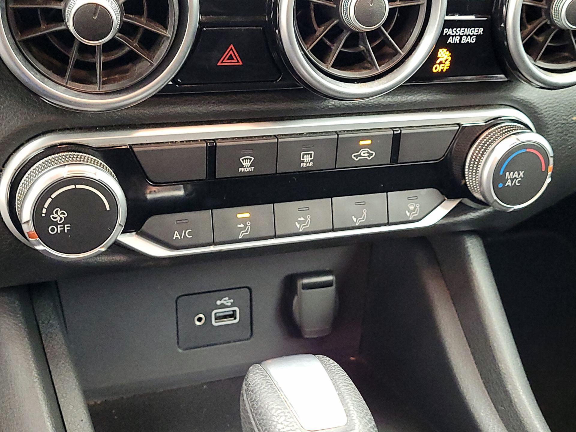 Thumbnail: 2023 Nissan Sentra - 16