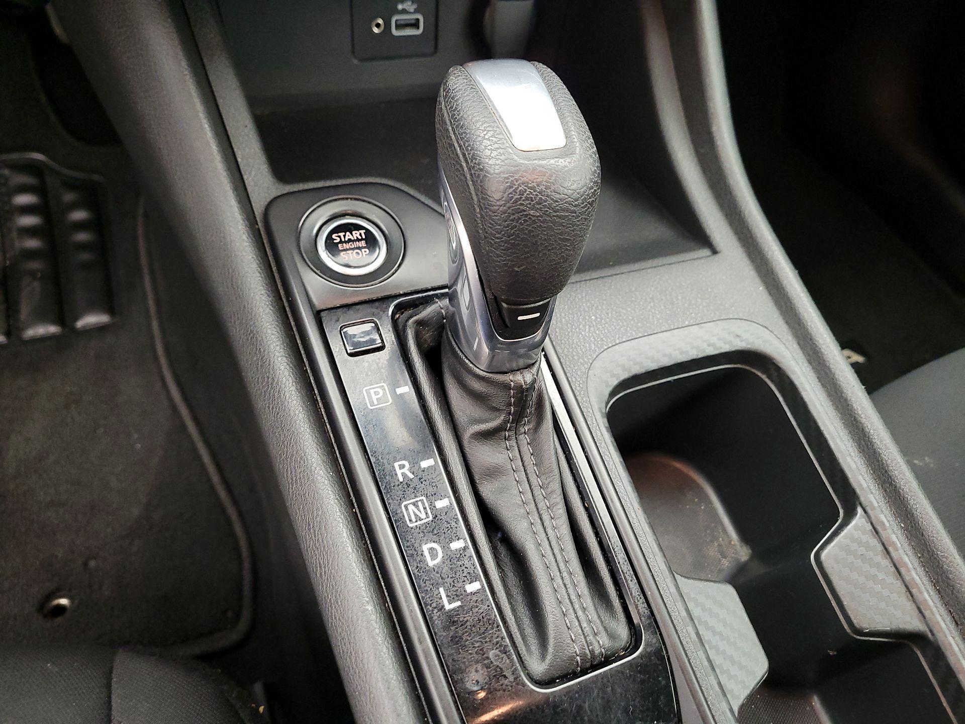 Thumbnail: 2023 Nissan Sentra - 17