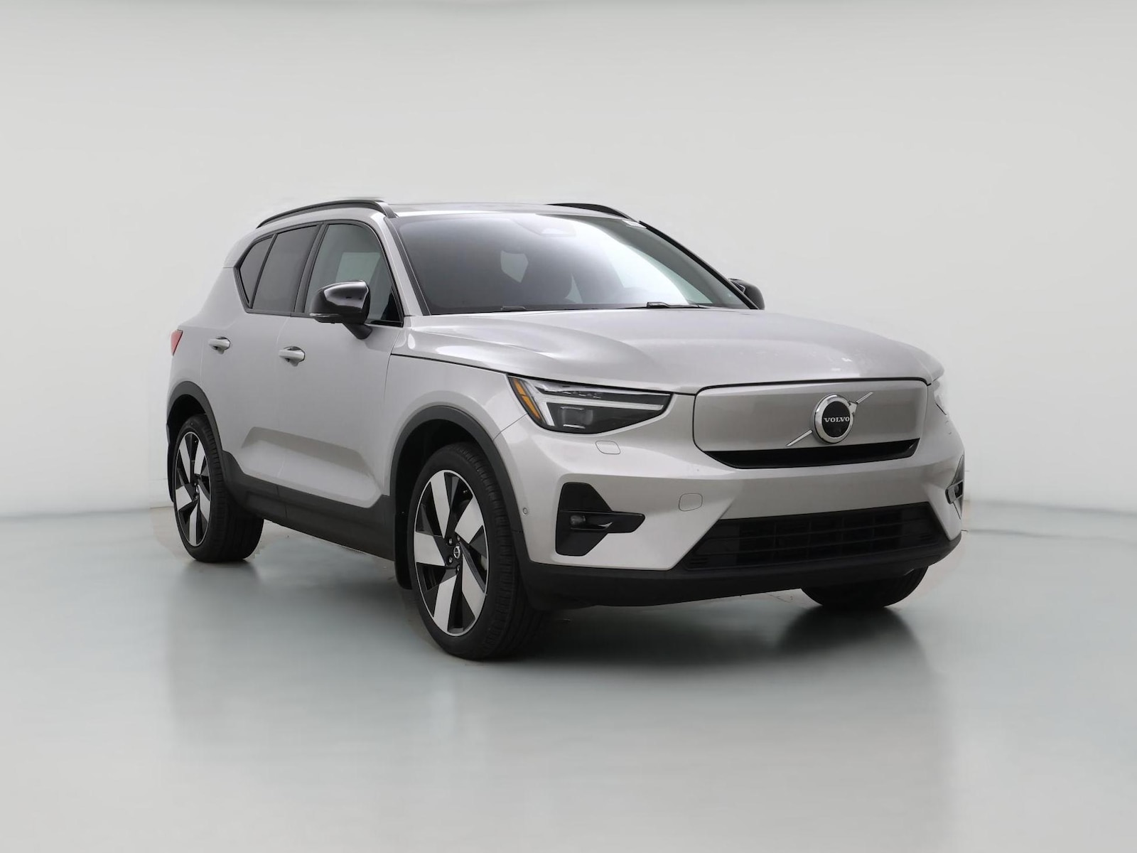 2023 Volvo XC40 Ultimate