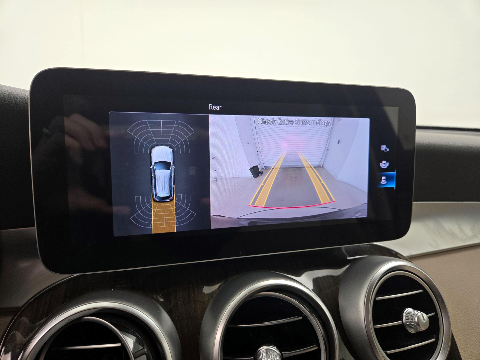 Thumbnail: 2021 Mercedes-Benz GLC - 14