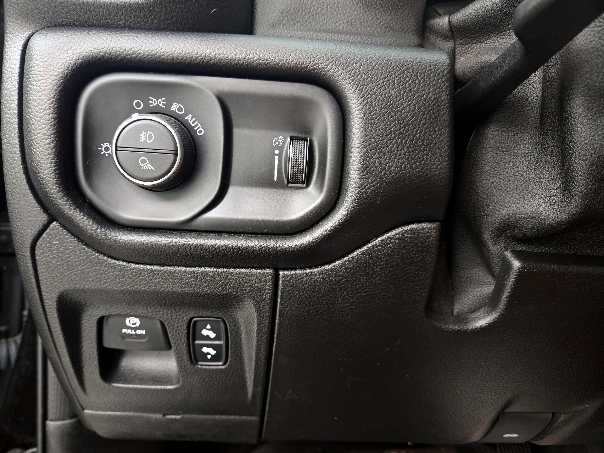 Thumbnail: 2020 RAM 1500 - 13
