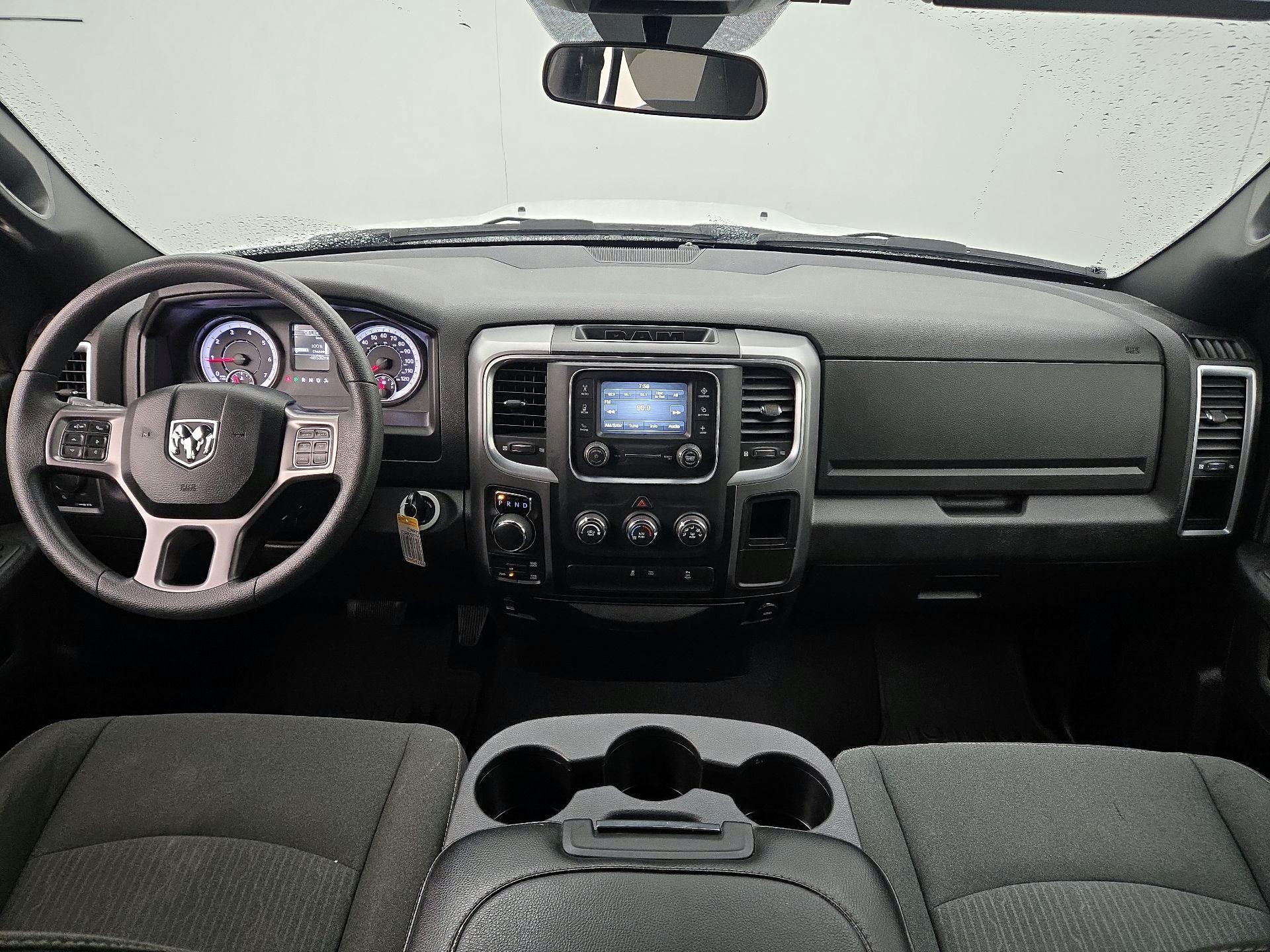 Thumbnail: 2022 RAM 1500 Classic - 9