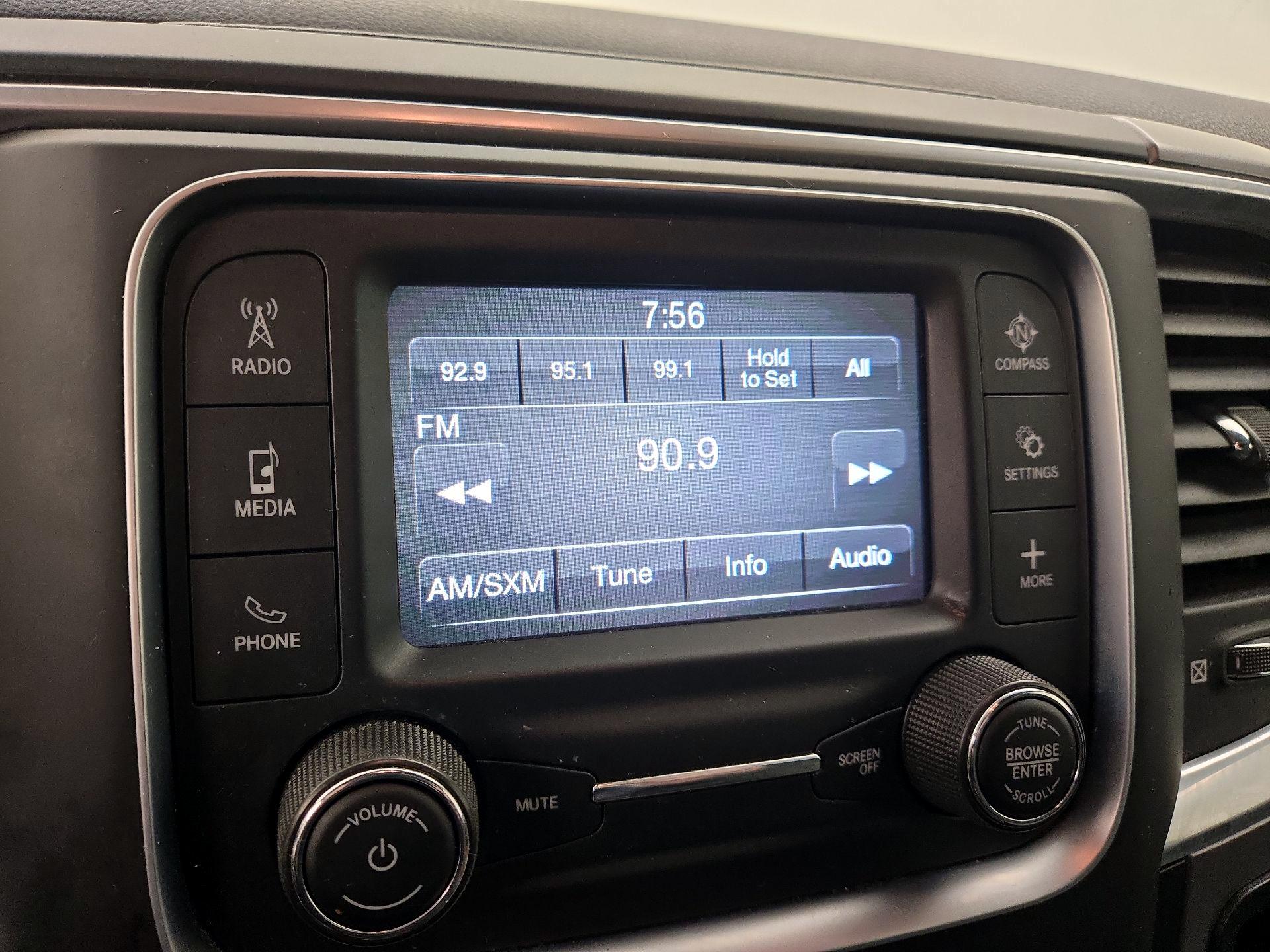 Thumbnail: 2022 RAM 1500 Classic - 15