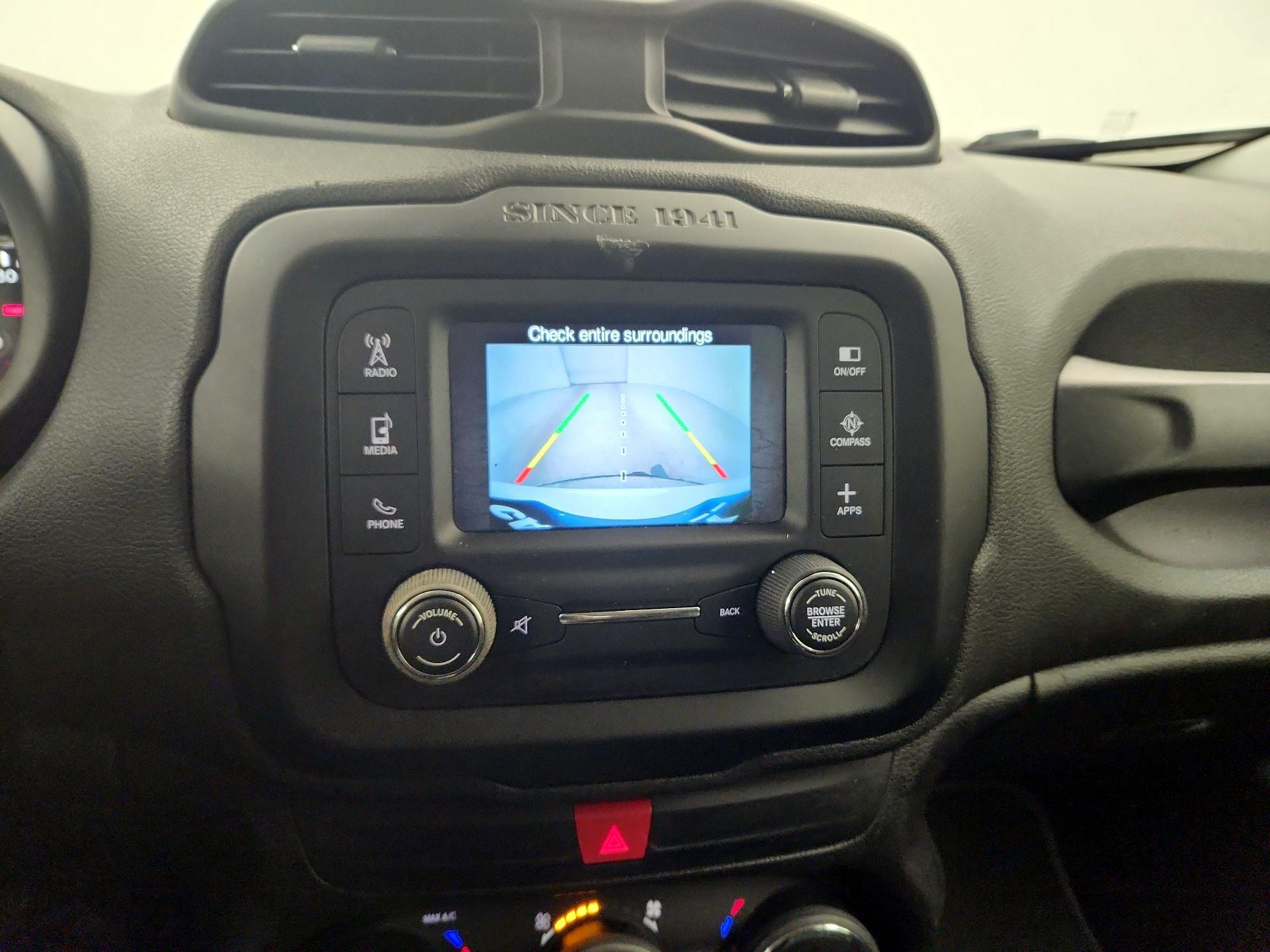 Thumbnail: 2017 Jeep Renegade - 12