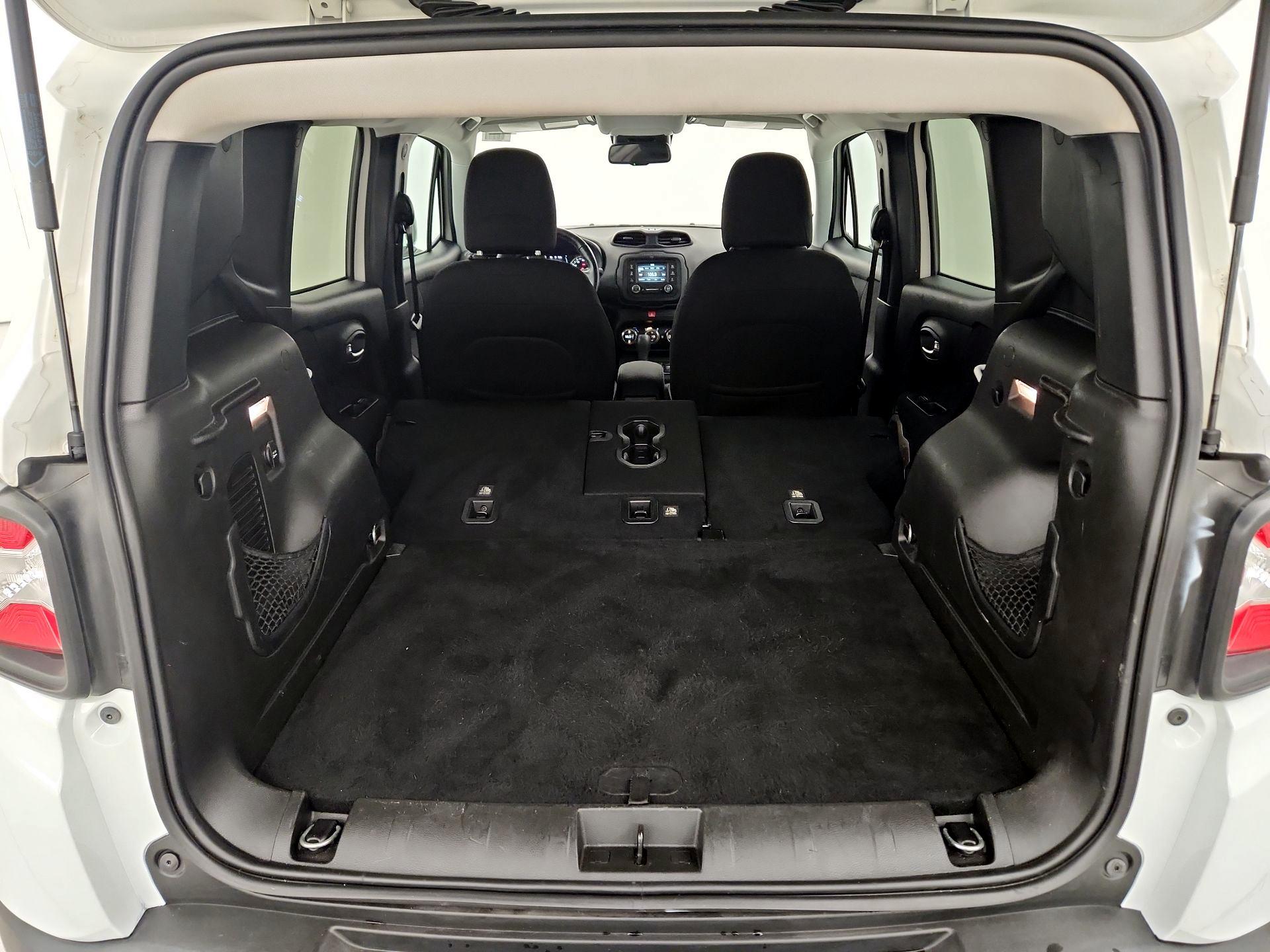 Thumbnail: 2017 Jeep Renegade - 19