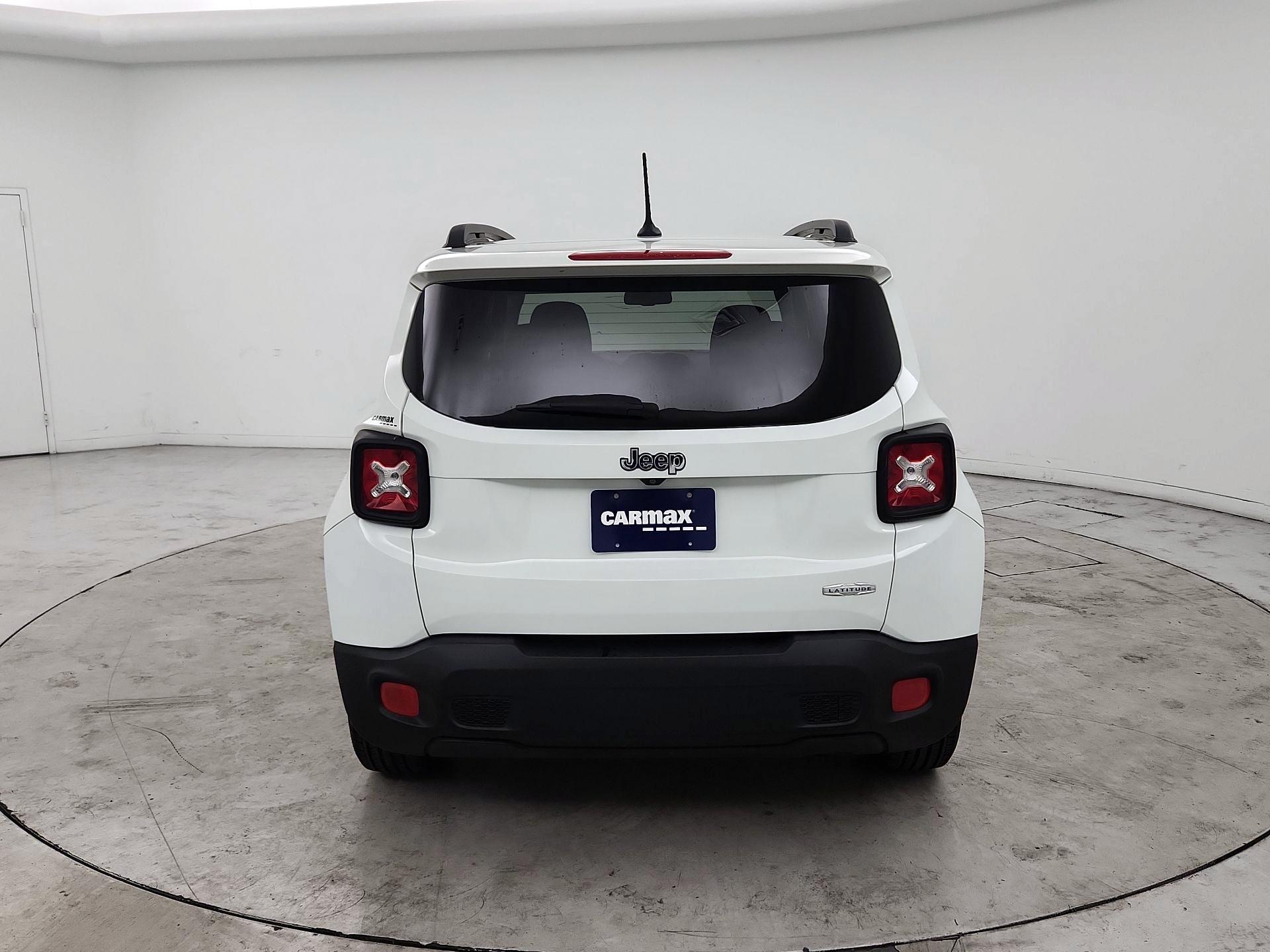 Thumbnail: 2017 Jeep Renegade - 6