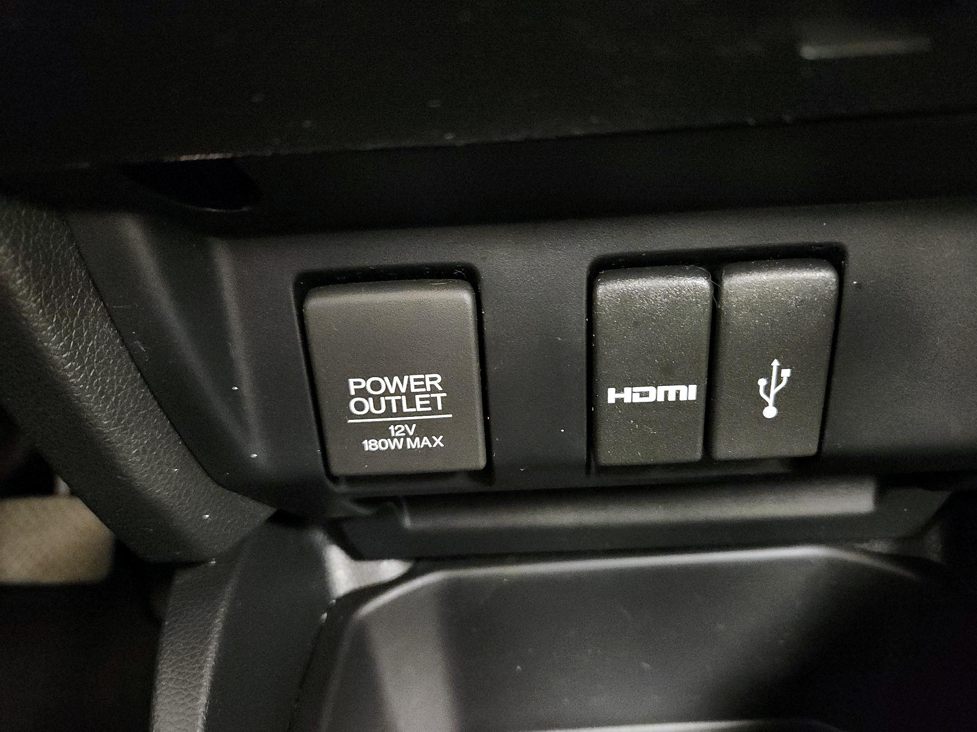 Thumbnail: 2015 Honda Fit - 16