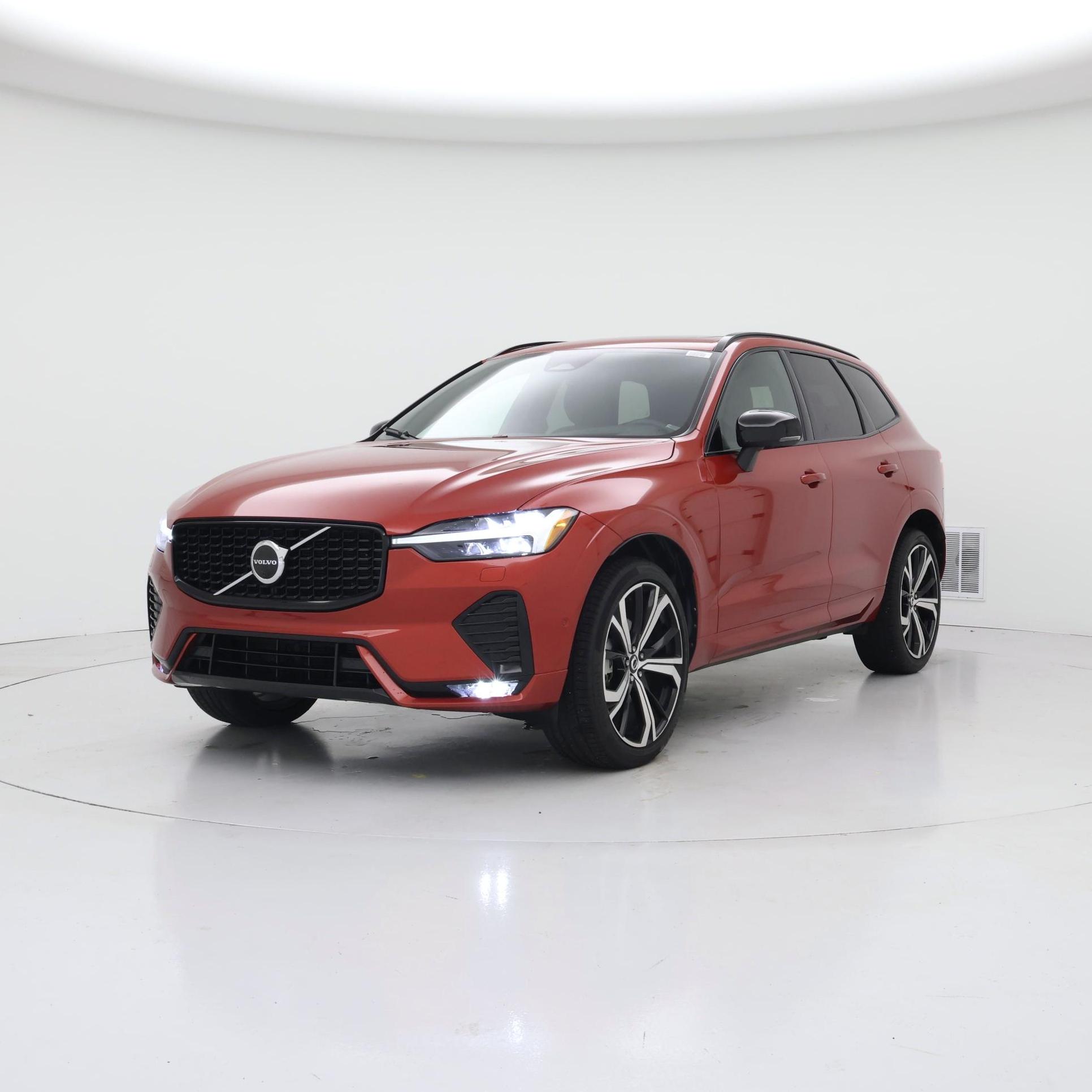 Thumbnail: 2022 Volvo XC60 - 4