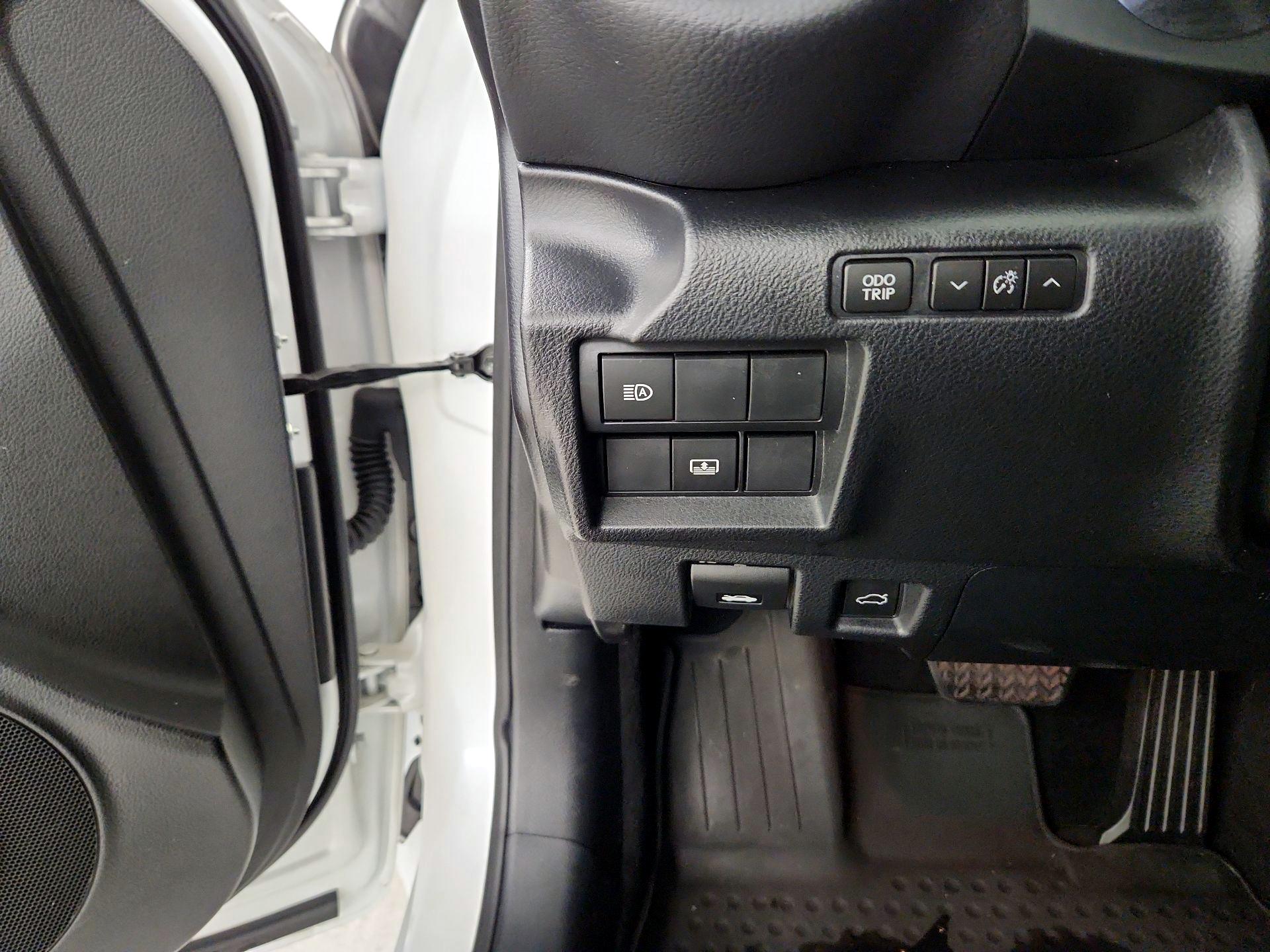 Thumbnail: 2023 Lexus IS - 13