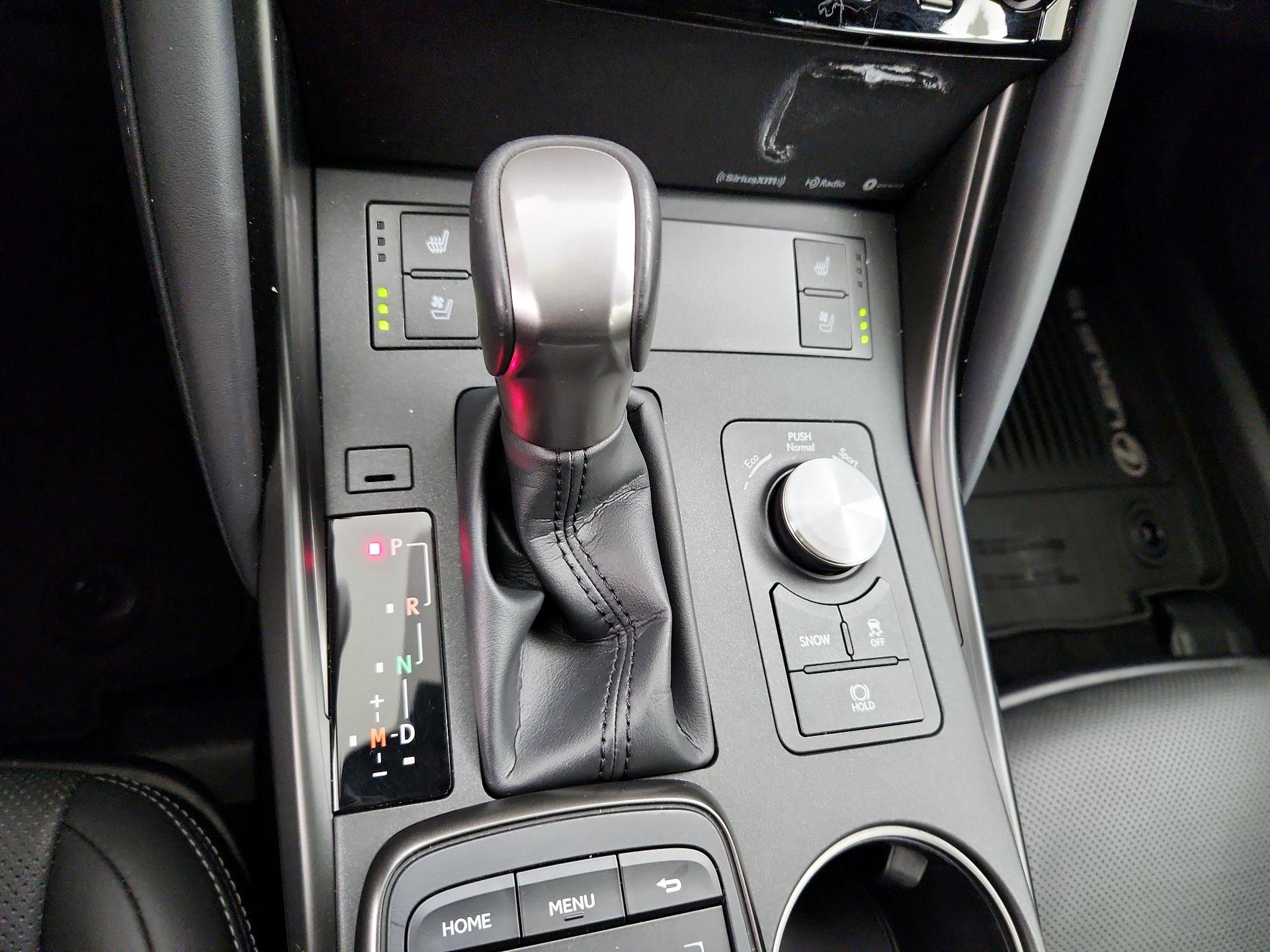 Thumbnail: 2023 Lexus IS - 17