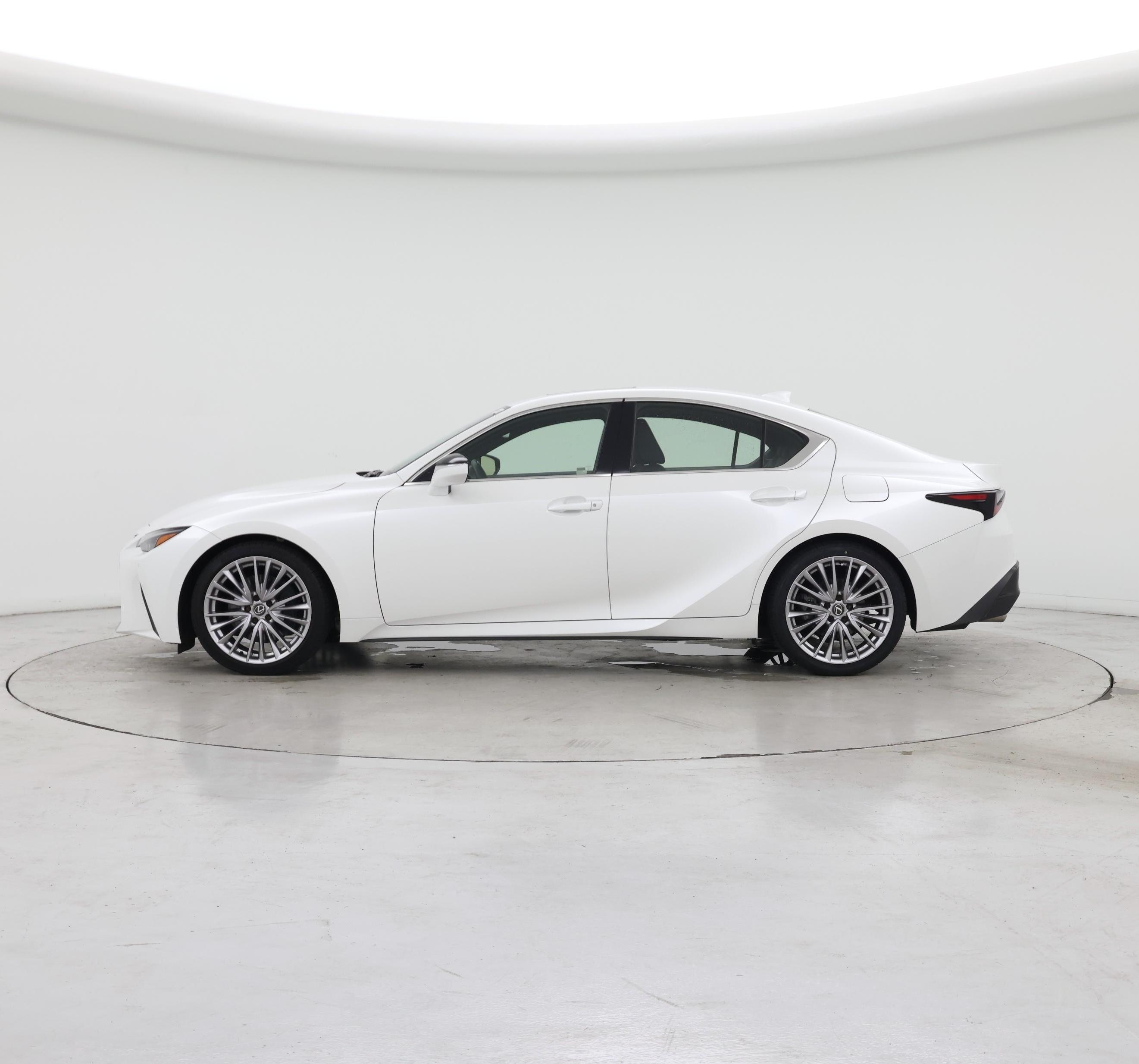 Thumbnail: 2023 Lexus IS - 3