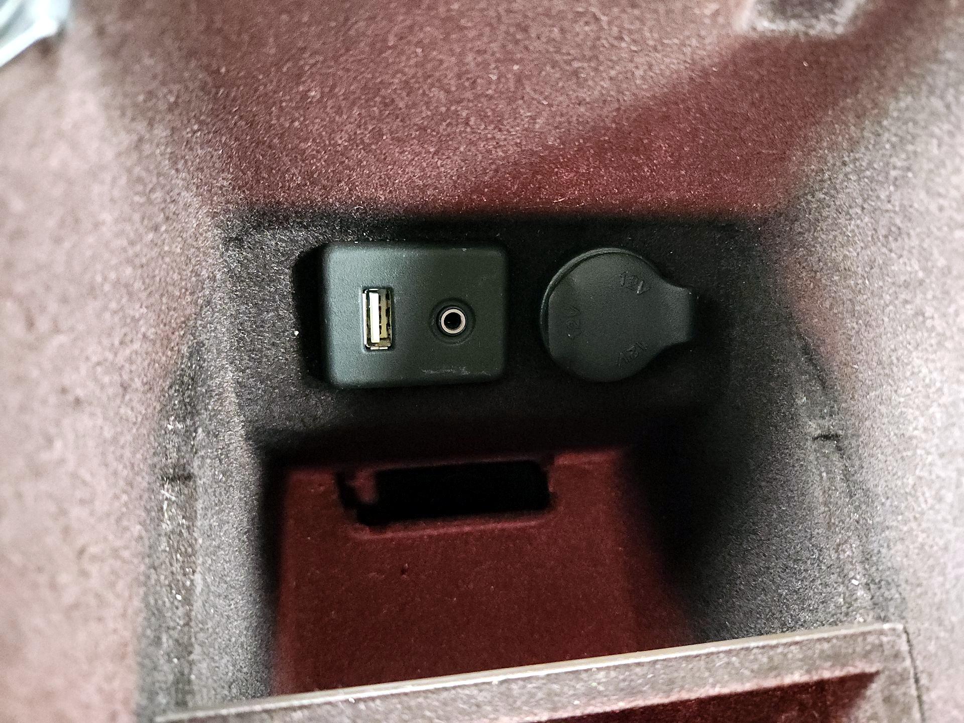 Thumbnail: 2014 Buick LaCrosse - 16