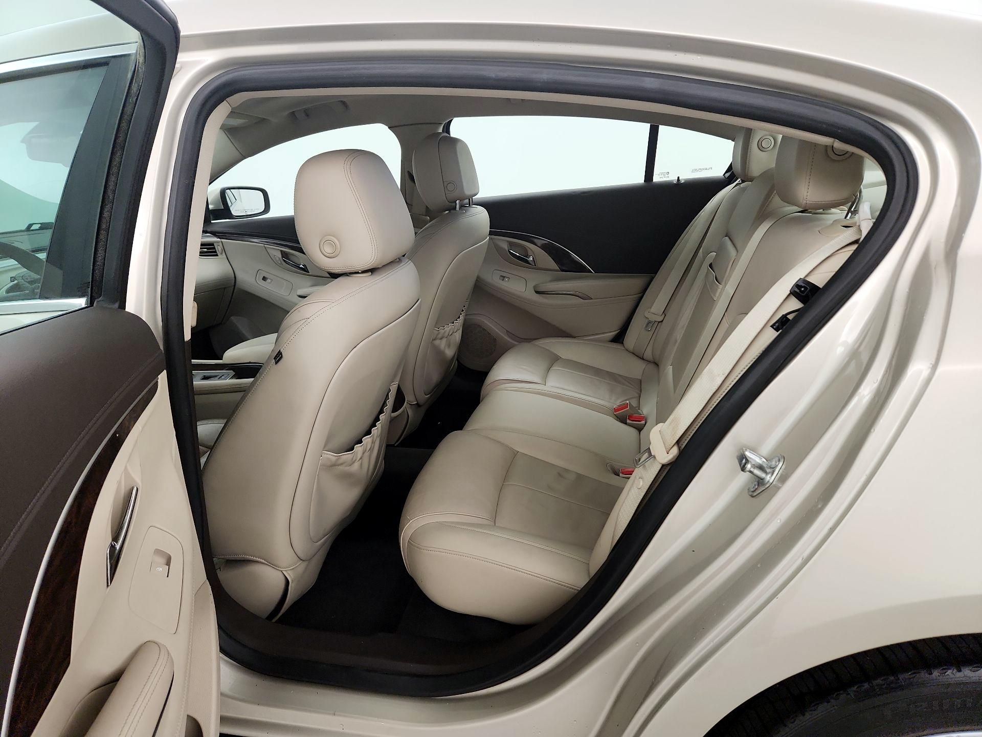 Thumbnail: 2014 Buick LaCrosse - 17