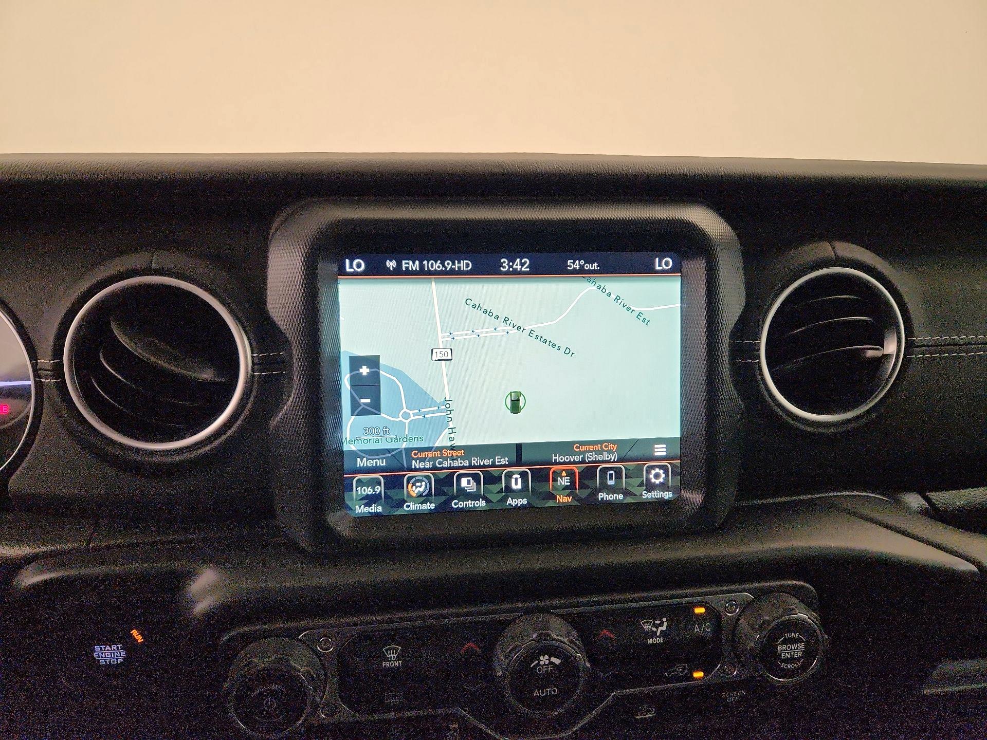 Thumbnail: 2022 Jeep Wrangler - 14