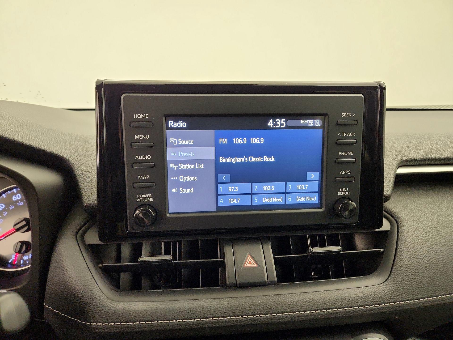 Thumbnail: 2019 Toyota RAV4 - 15