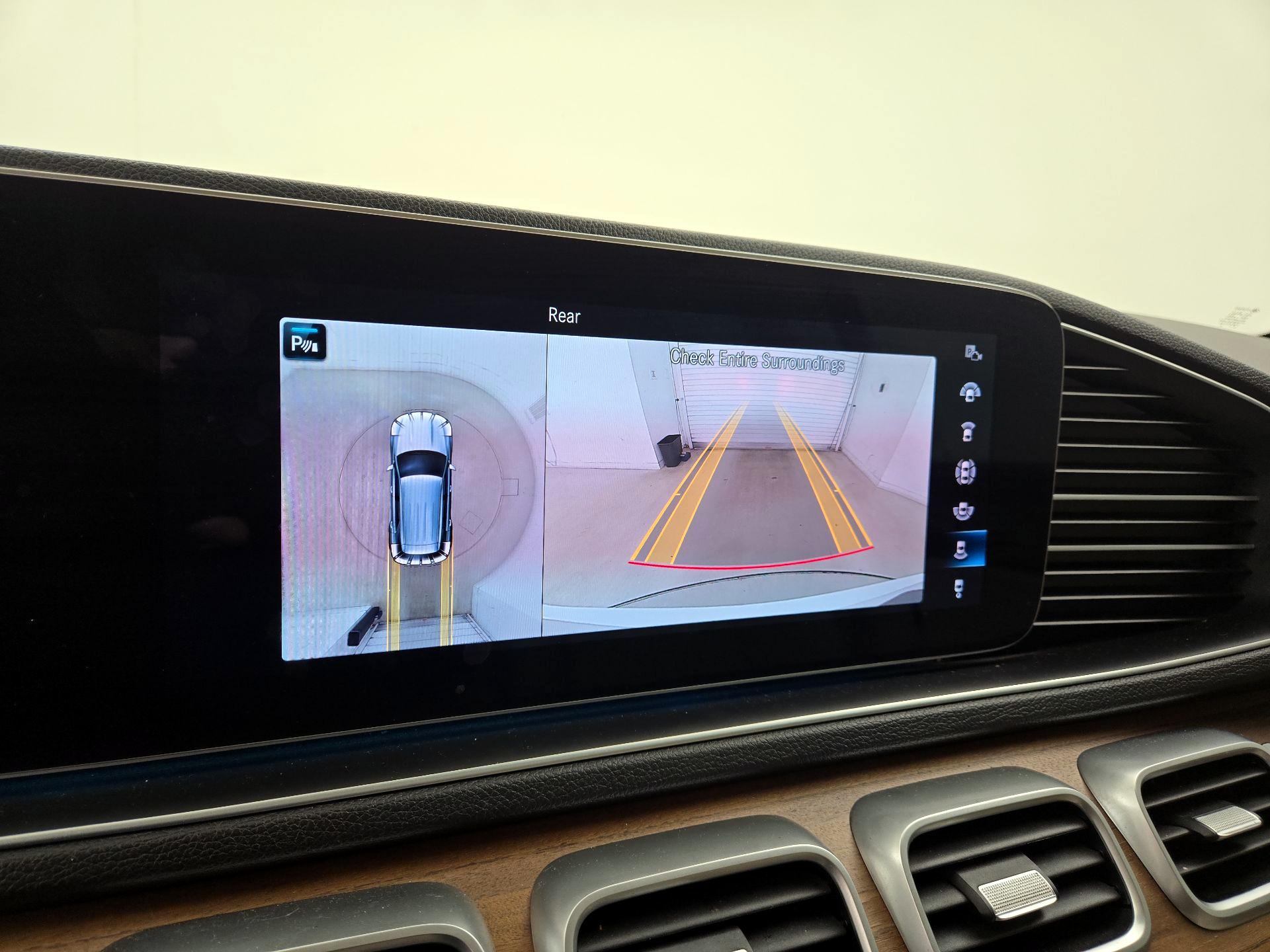 Thumbnail: 2022 Mercedes-Benz GLE - 15