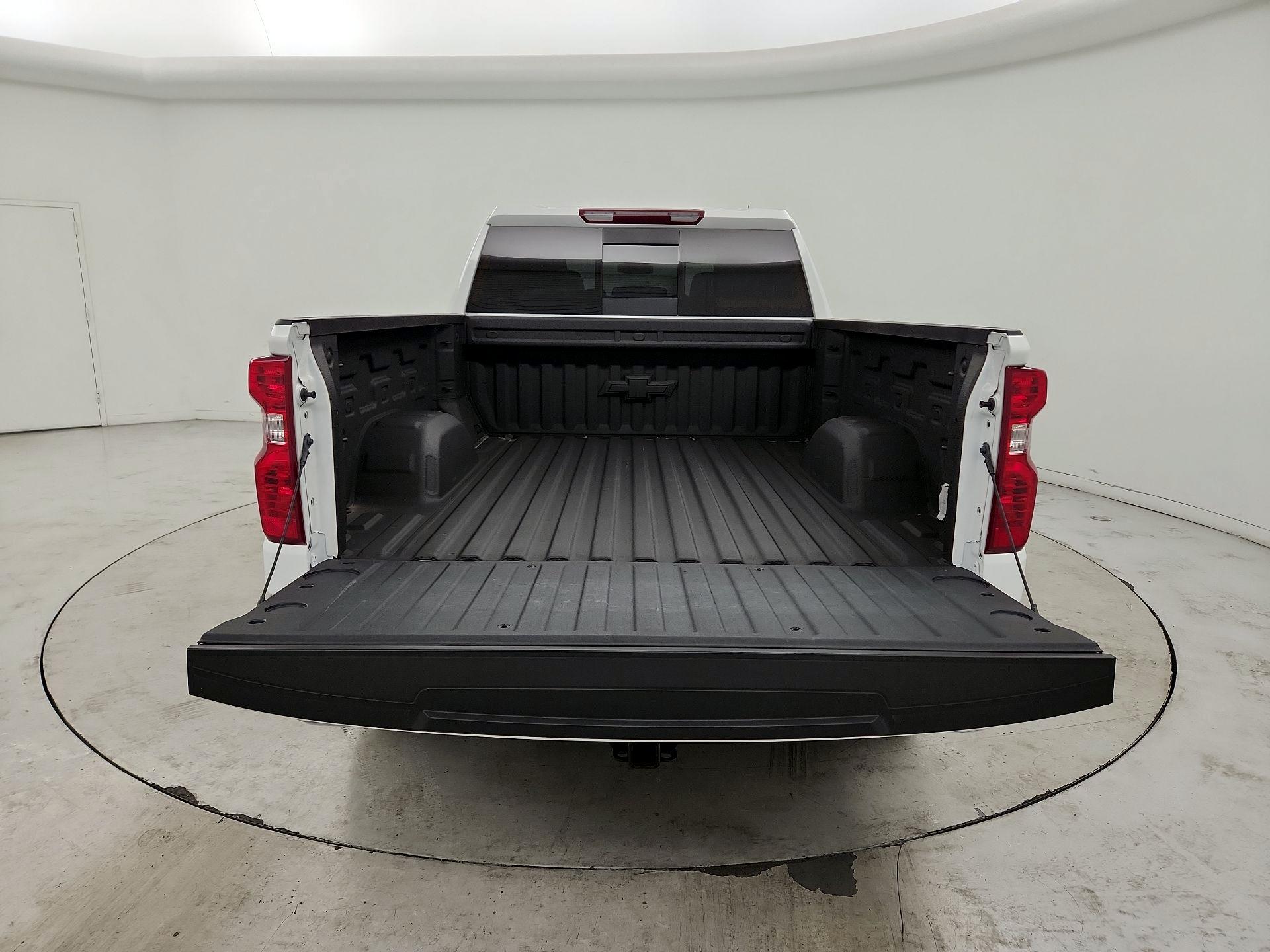 Thumbnail: 2024 Chevrolet Silverado 1500 - 18