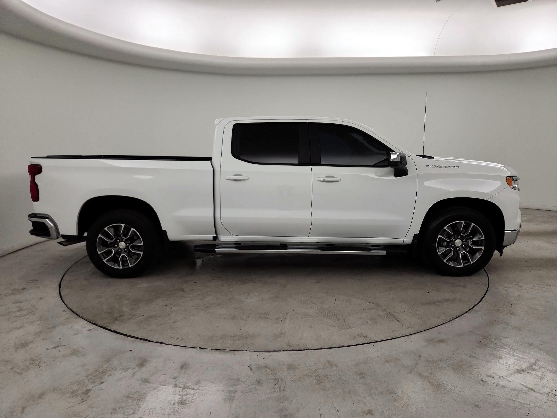 Thumbnail: 2024 Chevrolet Silverado 1500 - 4