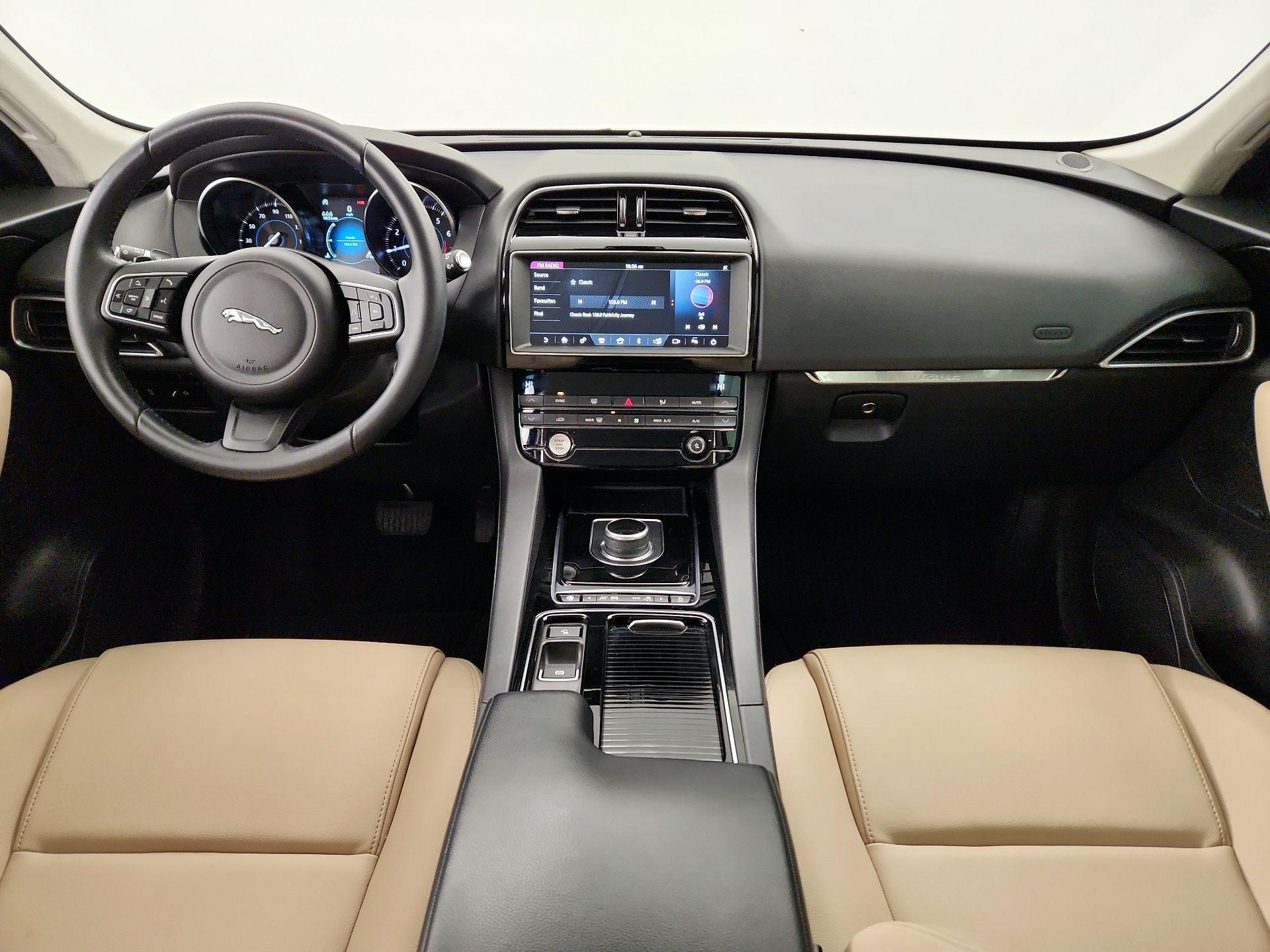 Thumbnail: 2020 Jaguar F-Pace - 9