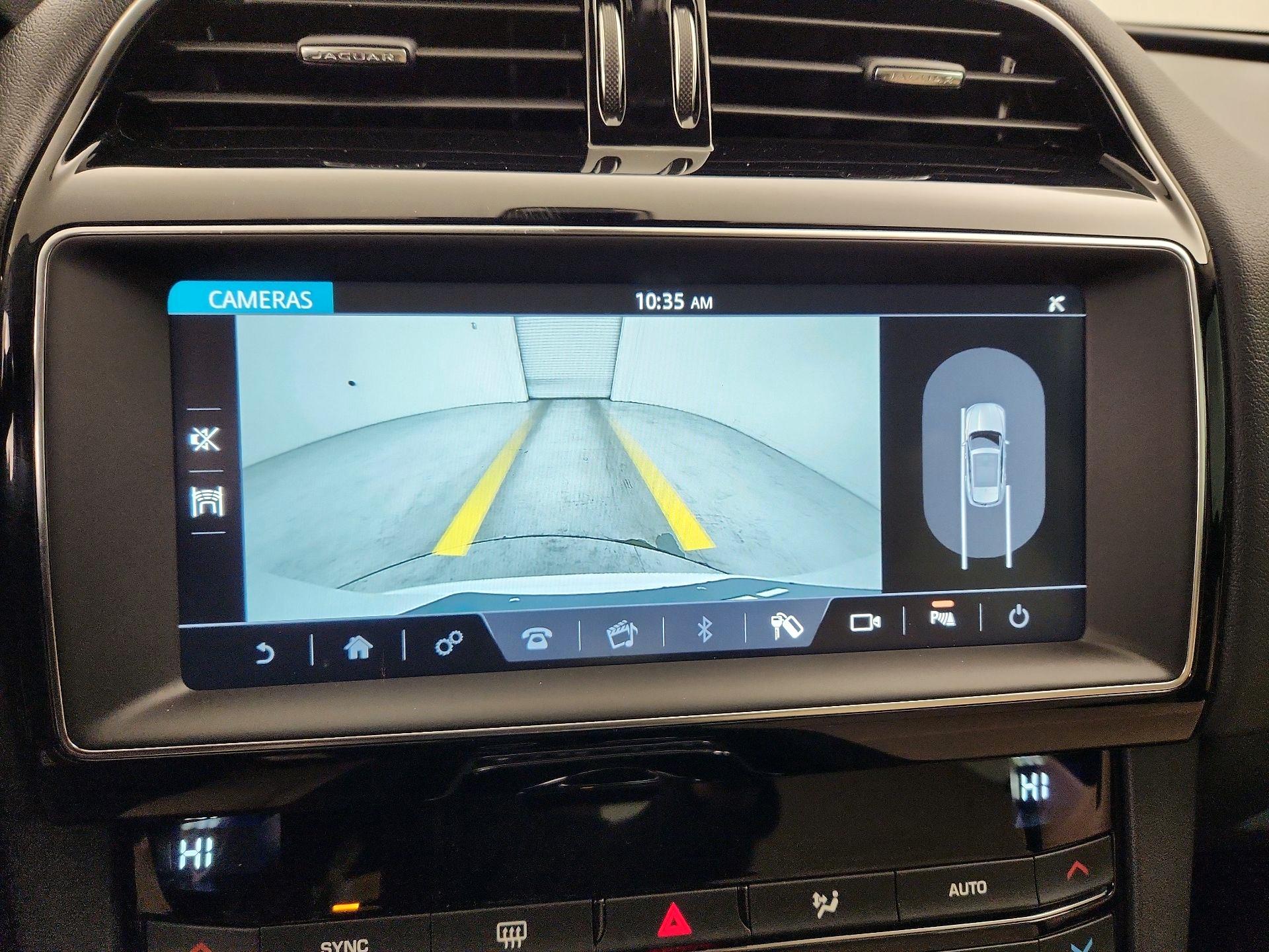 Thumbnail: 2020 Jaguar F-Pace - 14