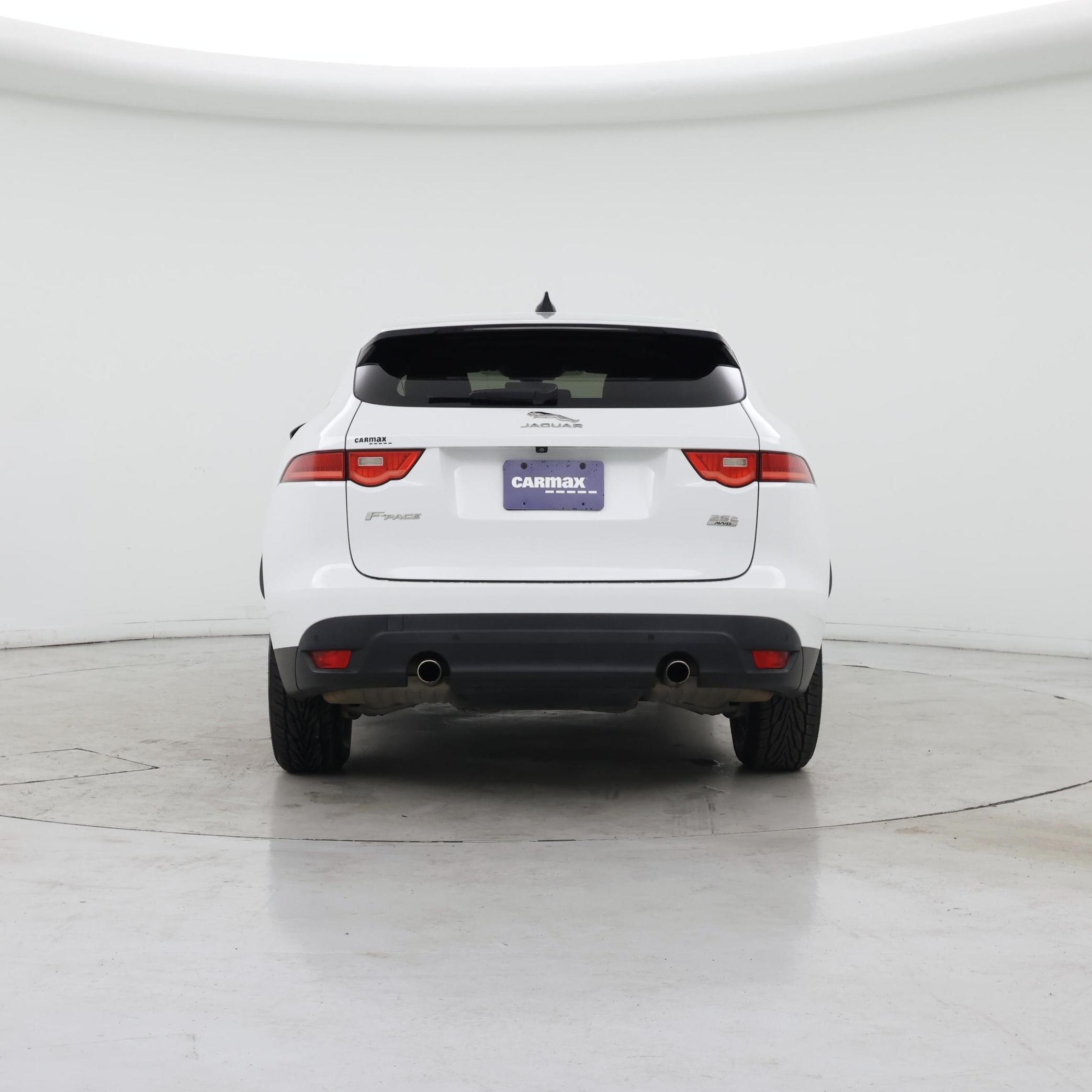 Thumbnail: 2020 Jaguar F-Pace - 6