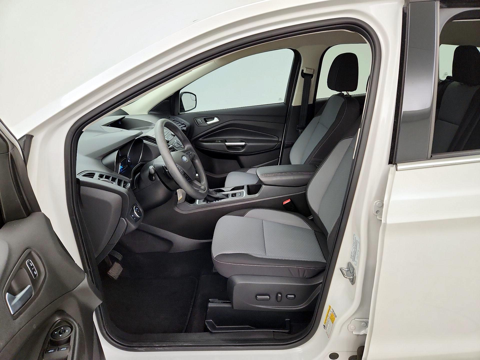 Thumbnail: 2017 Ford Escape - 11