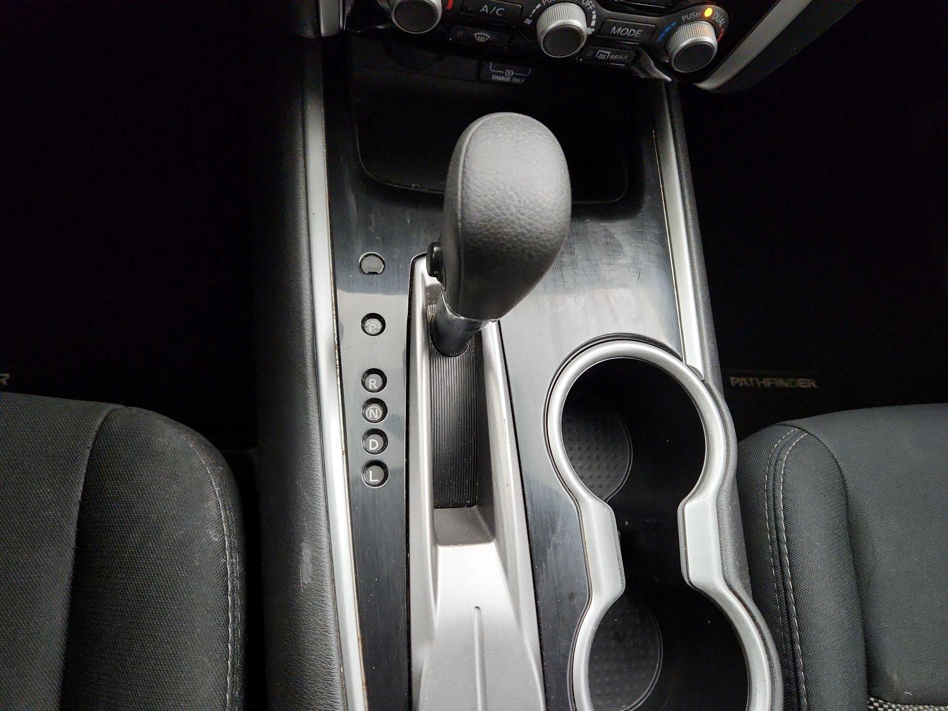 Thumbnail: 2018 Nissan Pathfinder - 15