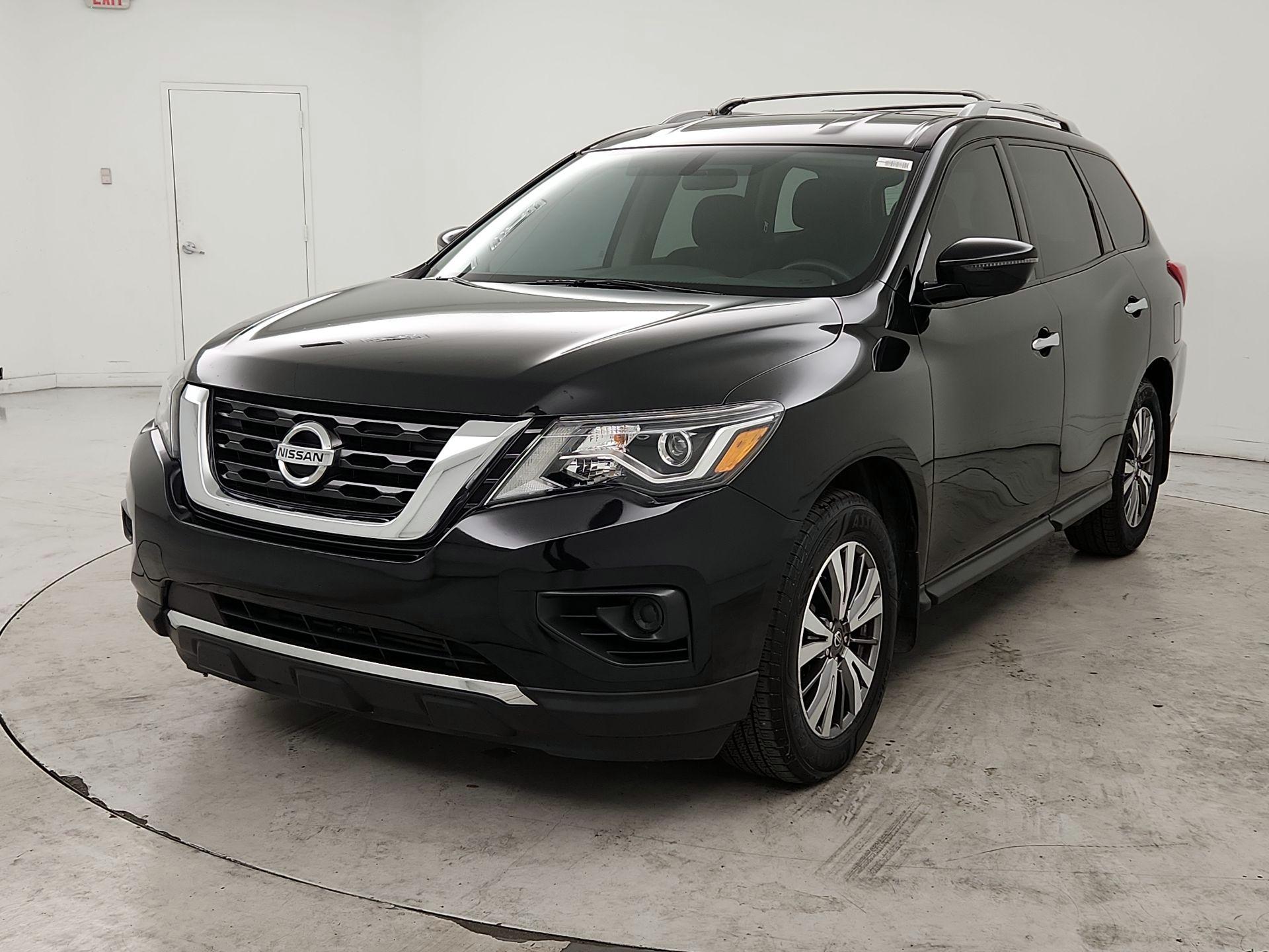Thumbnail: 2018 Nissan Pathfinder - 3