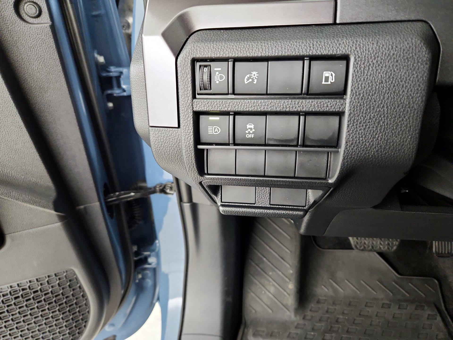 Thumbnail: 2025 Toyota 4Runner - 13