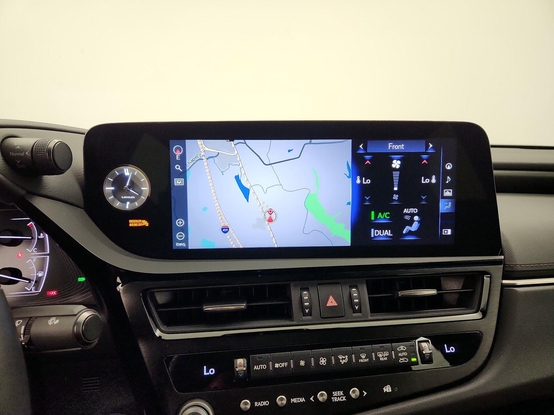 Thumbnail: 2022 Lexus ES - 14