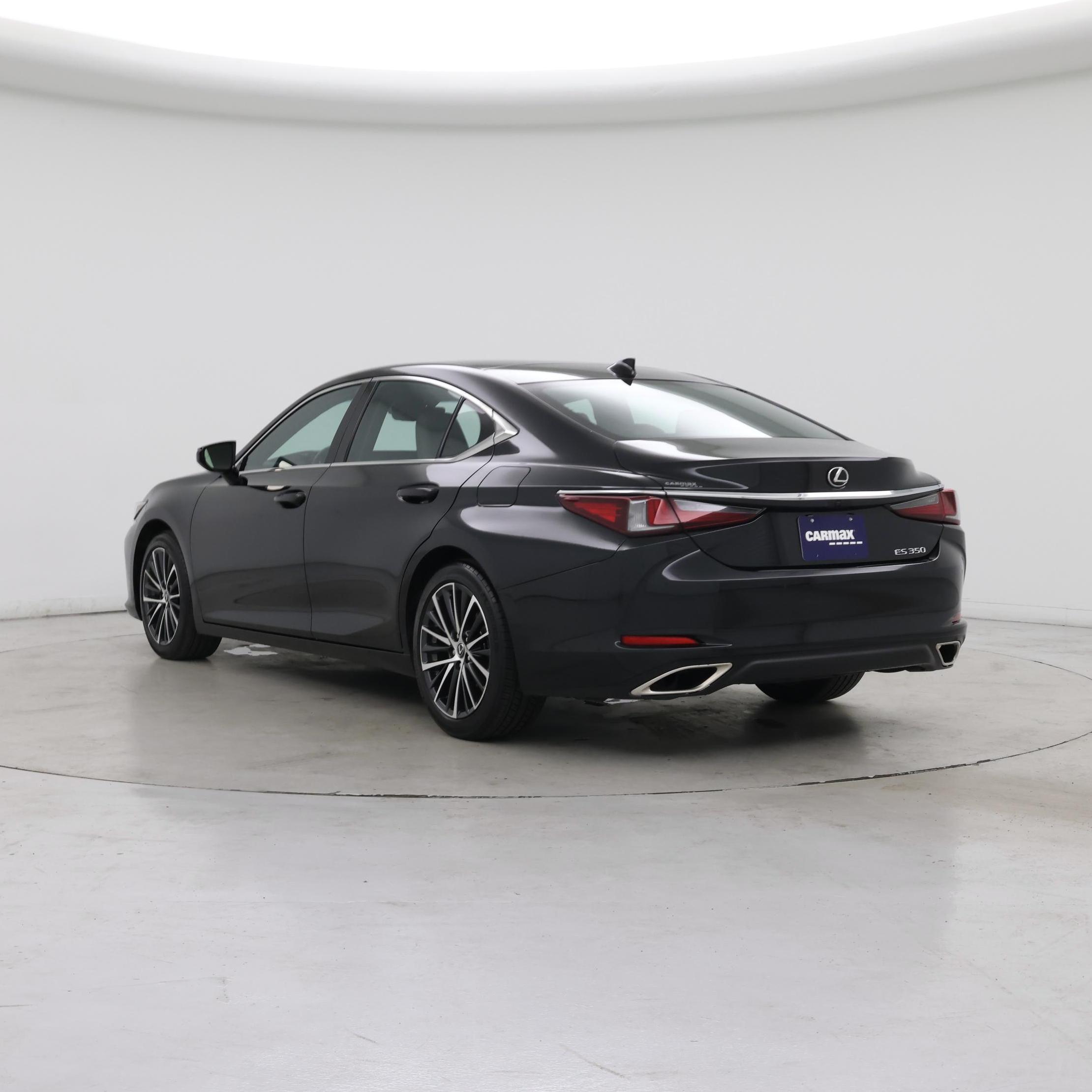 Thumbnail: 2022 Lexus ES - 2