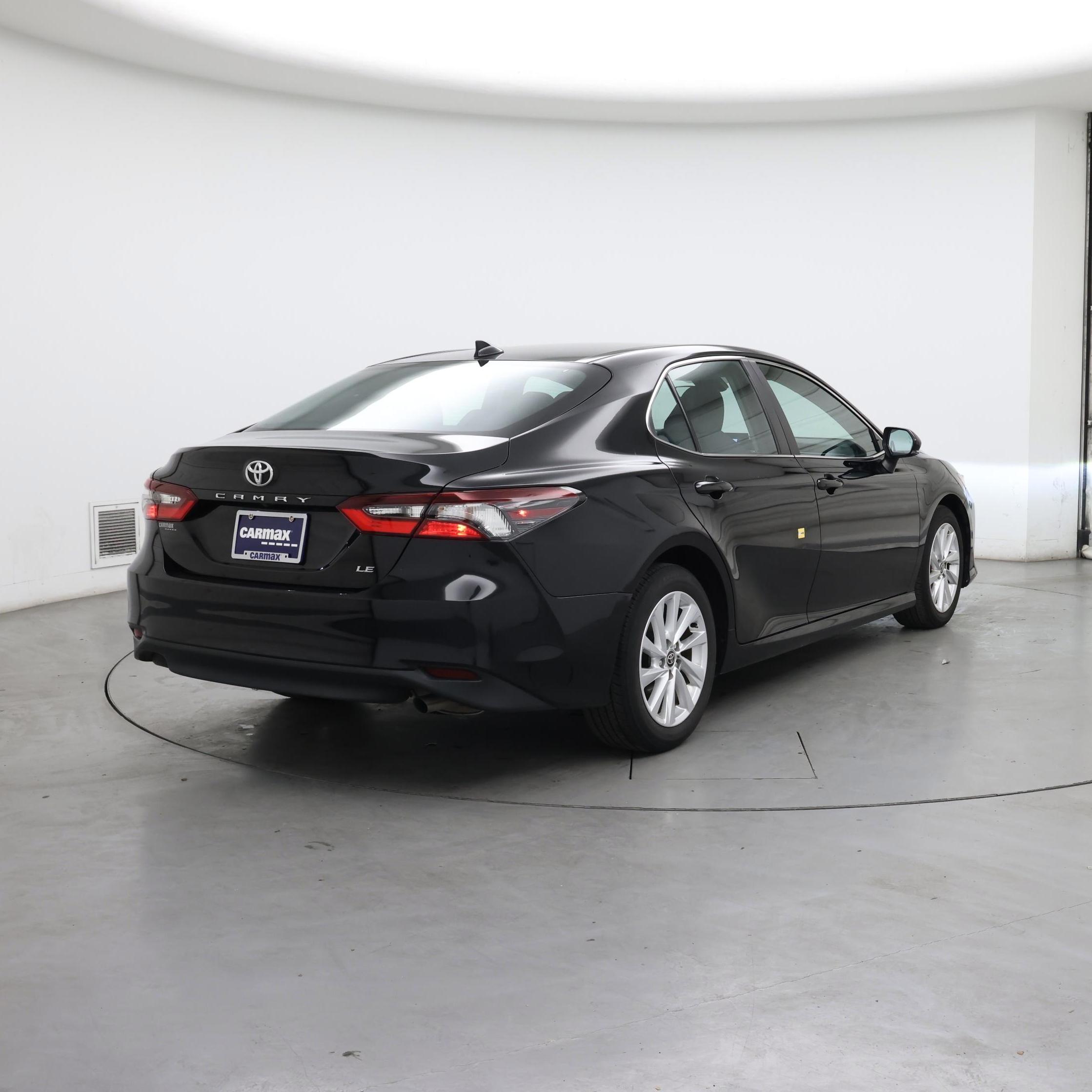 Thumbnail: 2023 Toyota Camry - 8